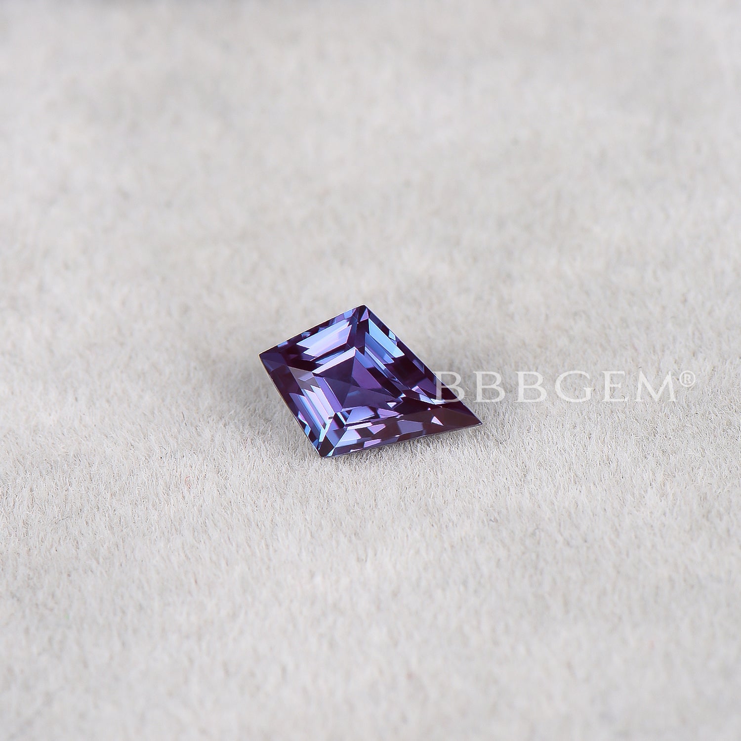 Wholesale Faceted Alexandrite Gemstone - Color Changing Kite Cut Alexandrite for Jewelry Making & Engagement Rings