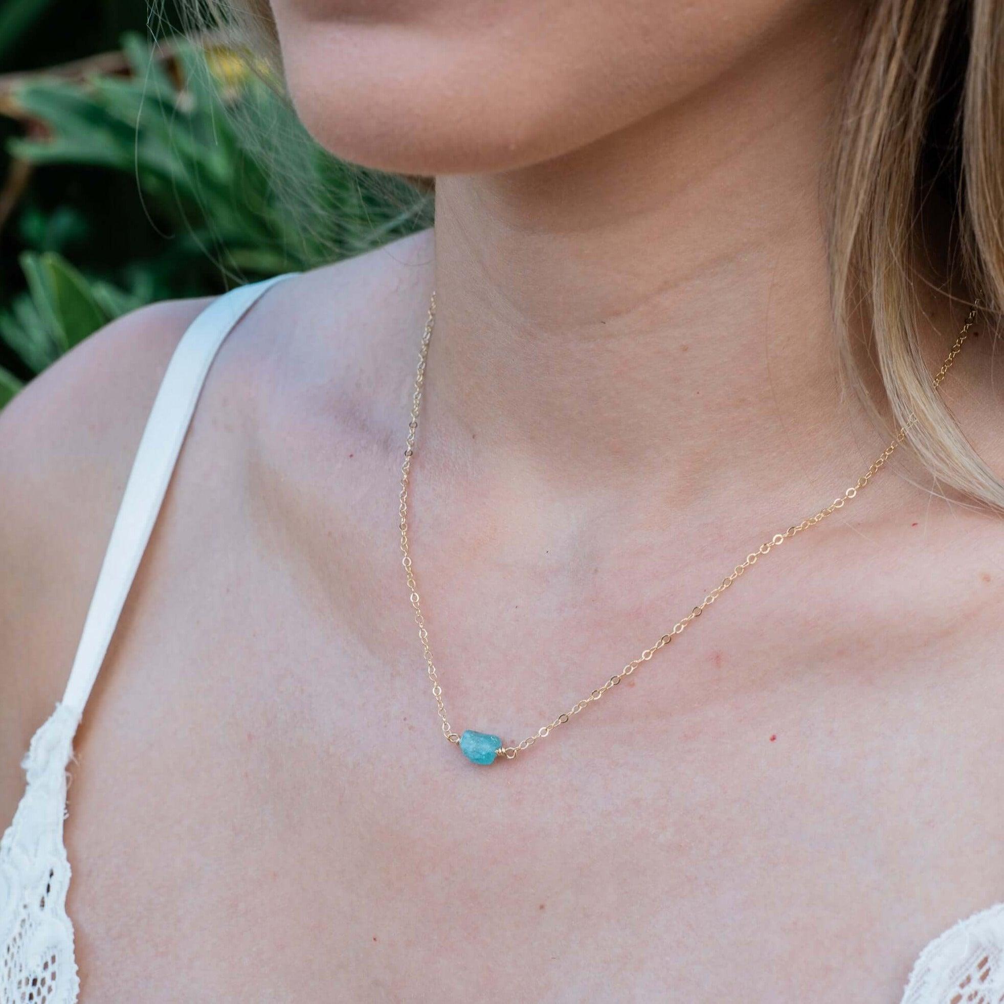 Raw Apatite Crystal Necklace - Natural Healing Stone Jewelry for Women, Chakra Balancing & Energy Protection | Perfect for Meditation, Yoga & Spiritual Gifts