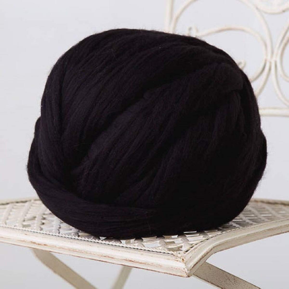 Giant Merino Wool Yarn for Arm Knitting - Super Soft Bulky Roving Yarn (8 lbs, Black) - Perfect for Chunky Knit Blankets, Scarves & Home Decor