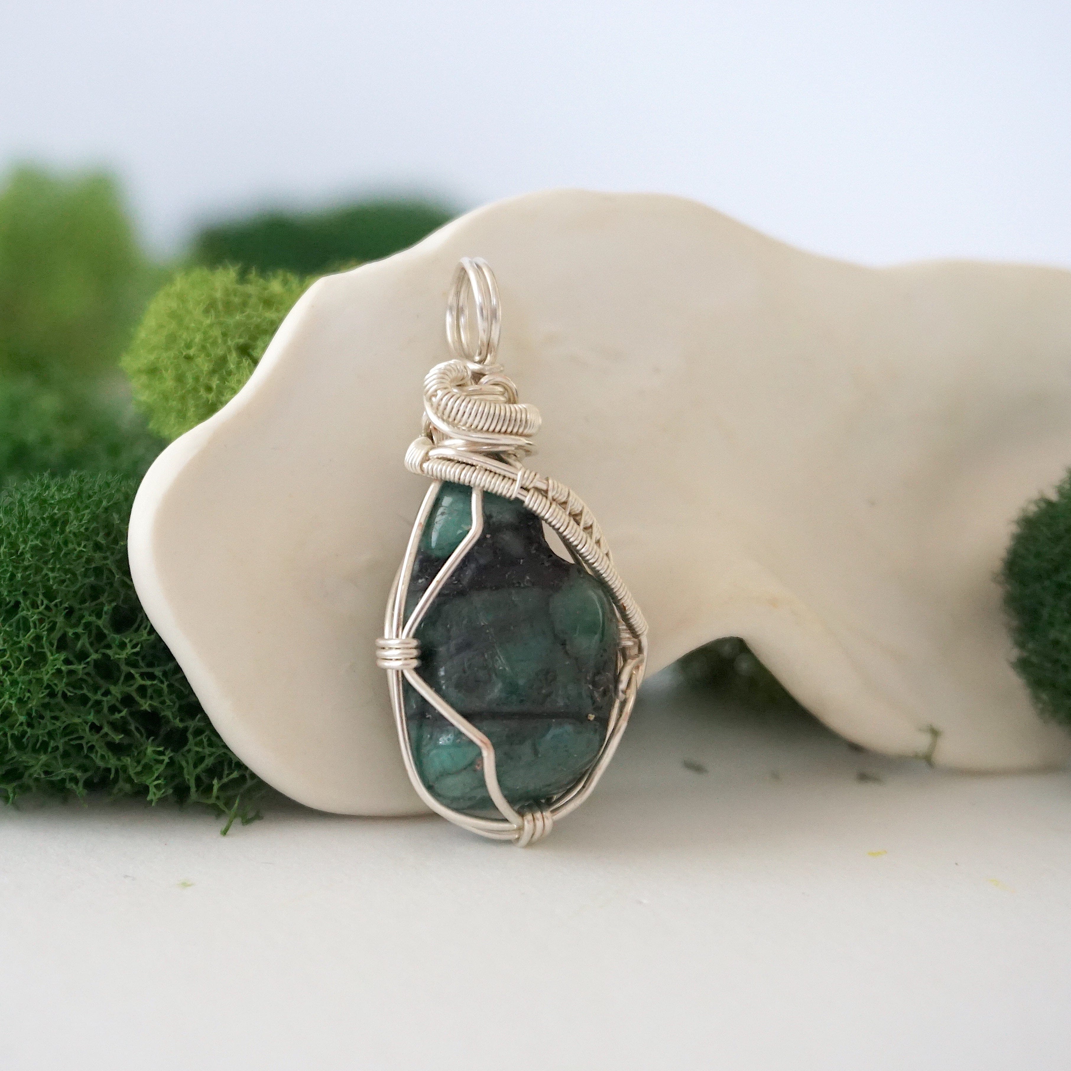 Elegant Emerald Necklace for Women - Silver Plated Pendant Jewelry | Perfect for Parties, Weddings & Special Occasions