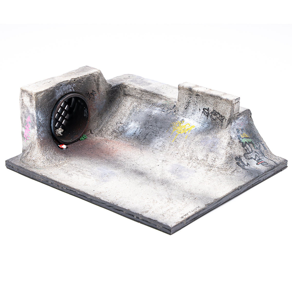 WhytMyk Concrete Fingerboard Ramp - Mini Ditch Skateboard Training Tool for Finger Tricks & Stunts - Perfect for Indoor Skate Practice & Desk Toy Fun