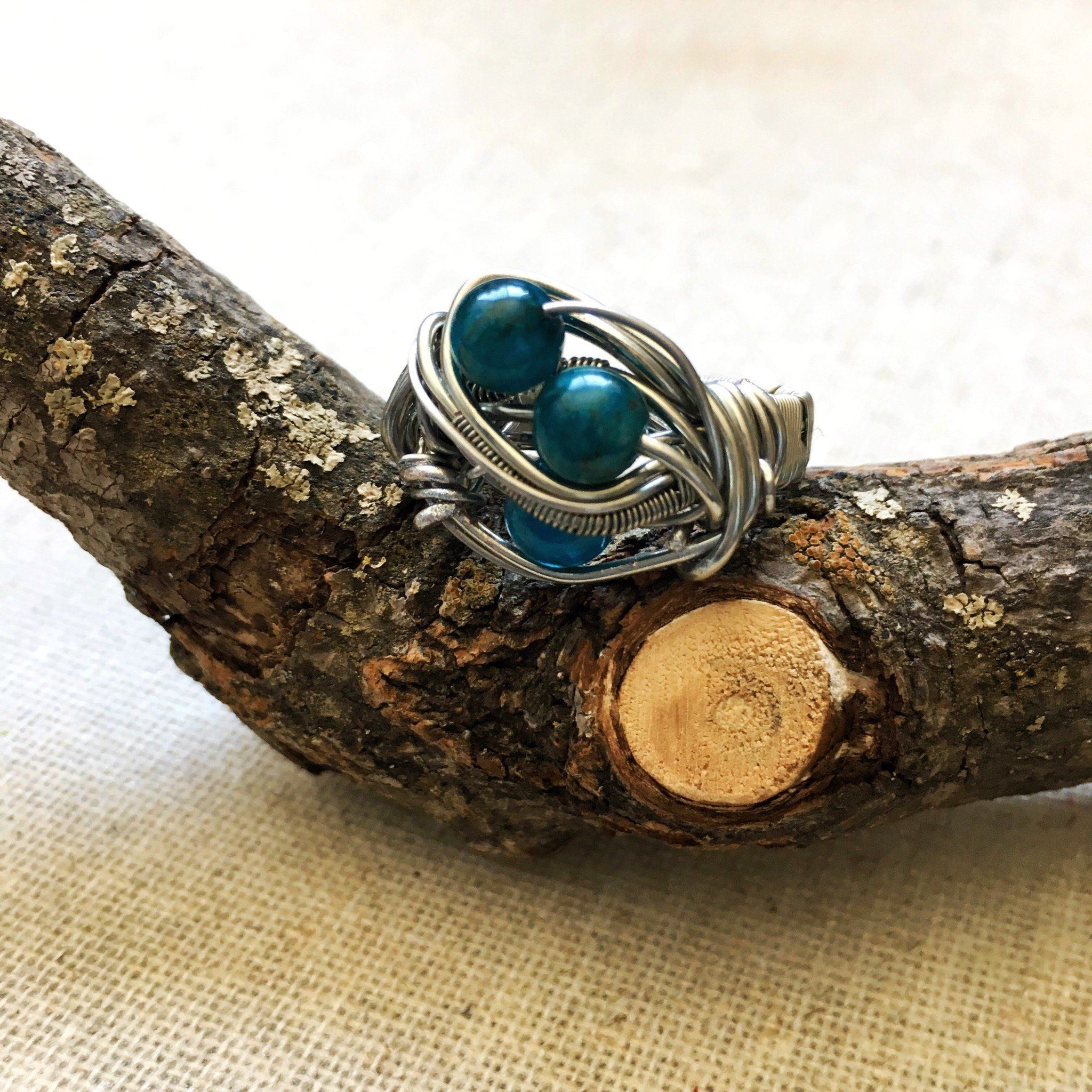 Natural Apatite Healing Crystal Statement Ring for Women - Spiritual Jewelry for Energy Balancing, Chakra Healing & Meditation - Perfect for Yoga, Reiki & Holistic Wellness