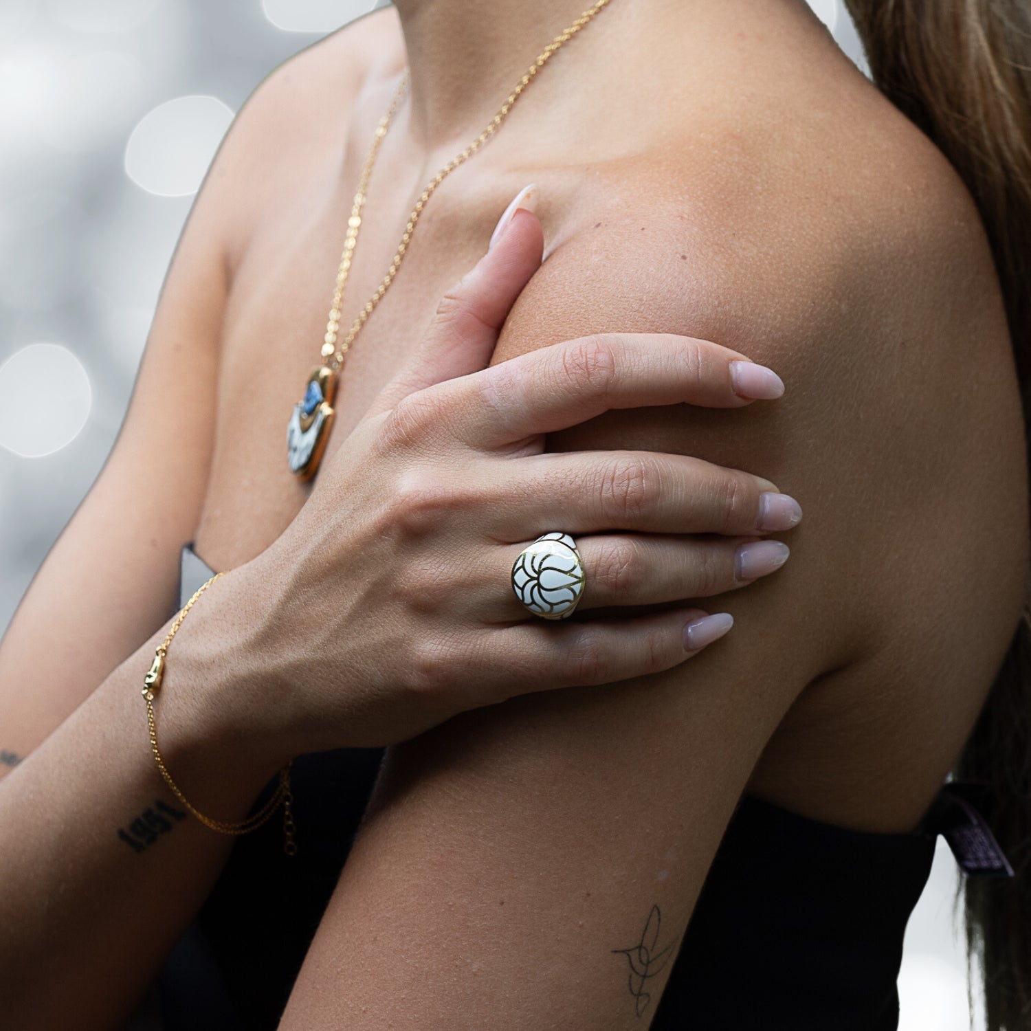 White Lotus Flower Ring for Women - Medium Size Spiritual Jewelry for Meditation, Yoga & Mindfulness - Elegant Boho Style Accessory