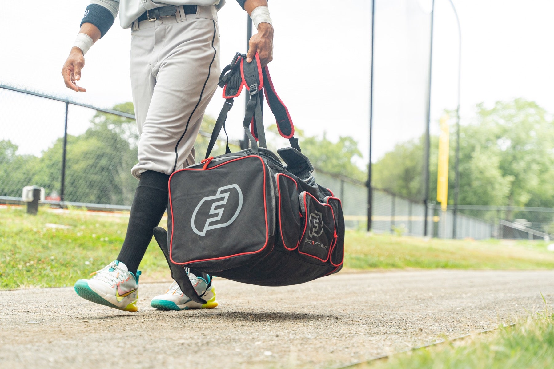 FORCE3 2-in-1 Convertible Backpack & Duffel Bag - Travel, Gym & Sports Gear Storage for Men & Women