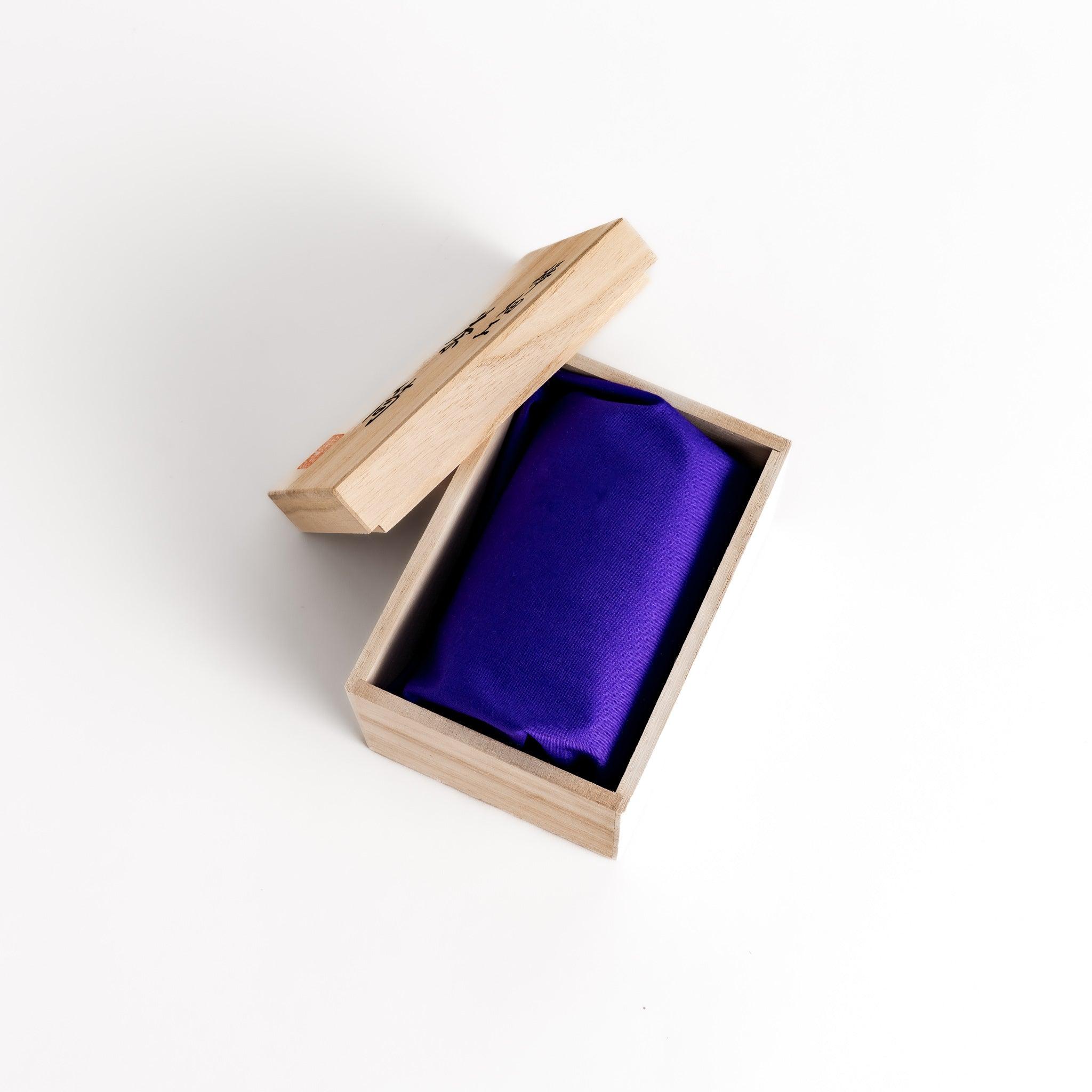 Handmade Pearl Sakura Cherry Bark Tea Caddy - Elegant Japanese Tea Storage Box for Matcha, Loose Leaf & Herbal Tea - Perfect for Tea Ceremonies, Gifts & Home Decor