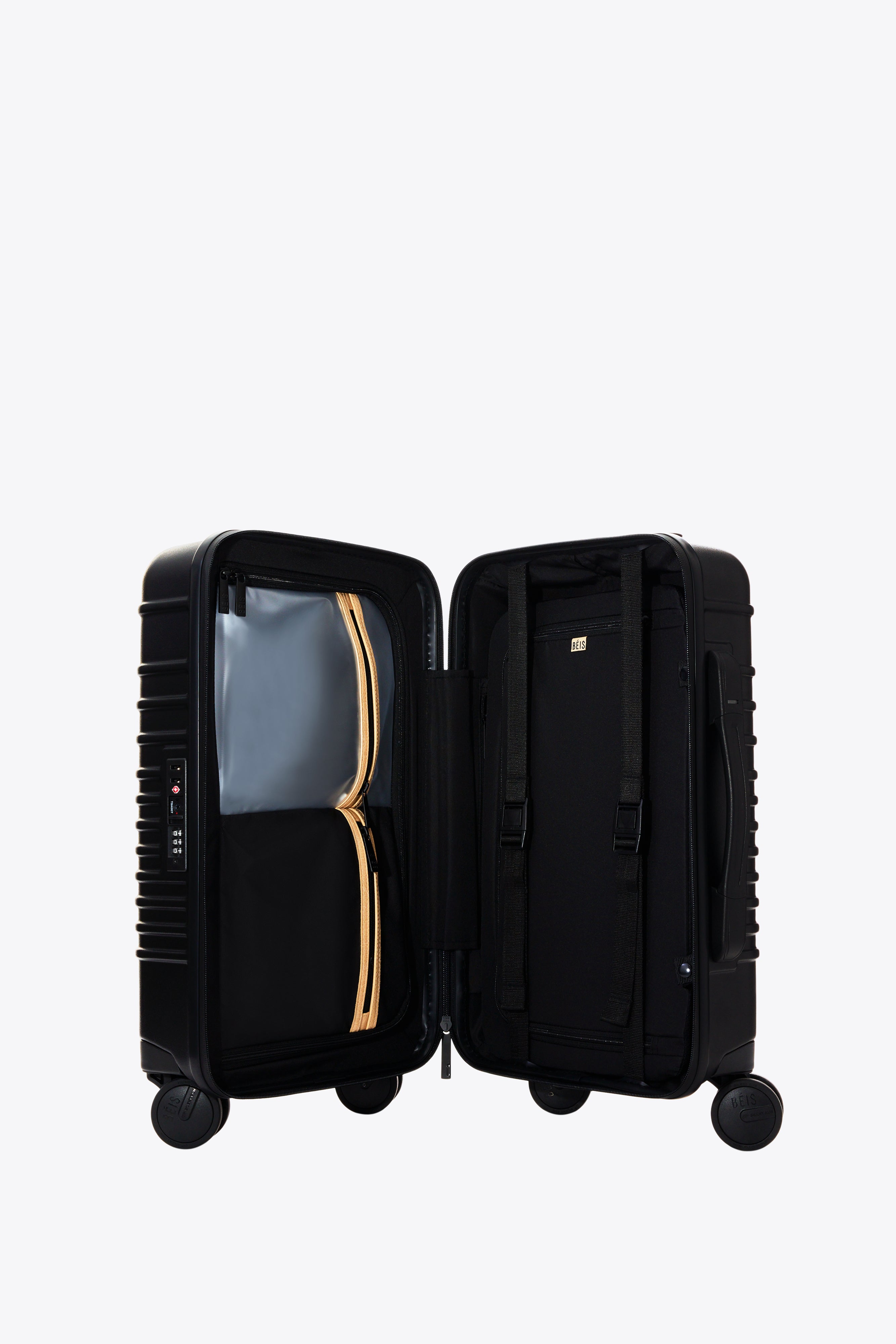 Compact Black Carry-On Roller Luggage - Perfect for Air Travel & Weekend Getaways