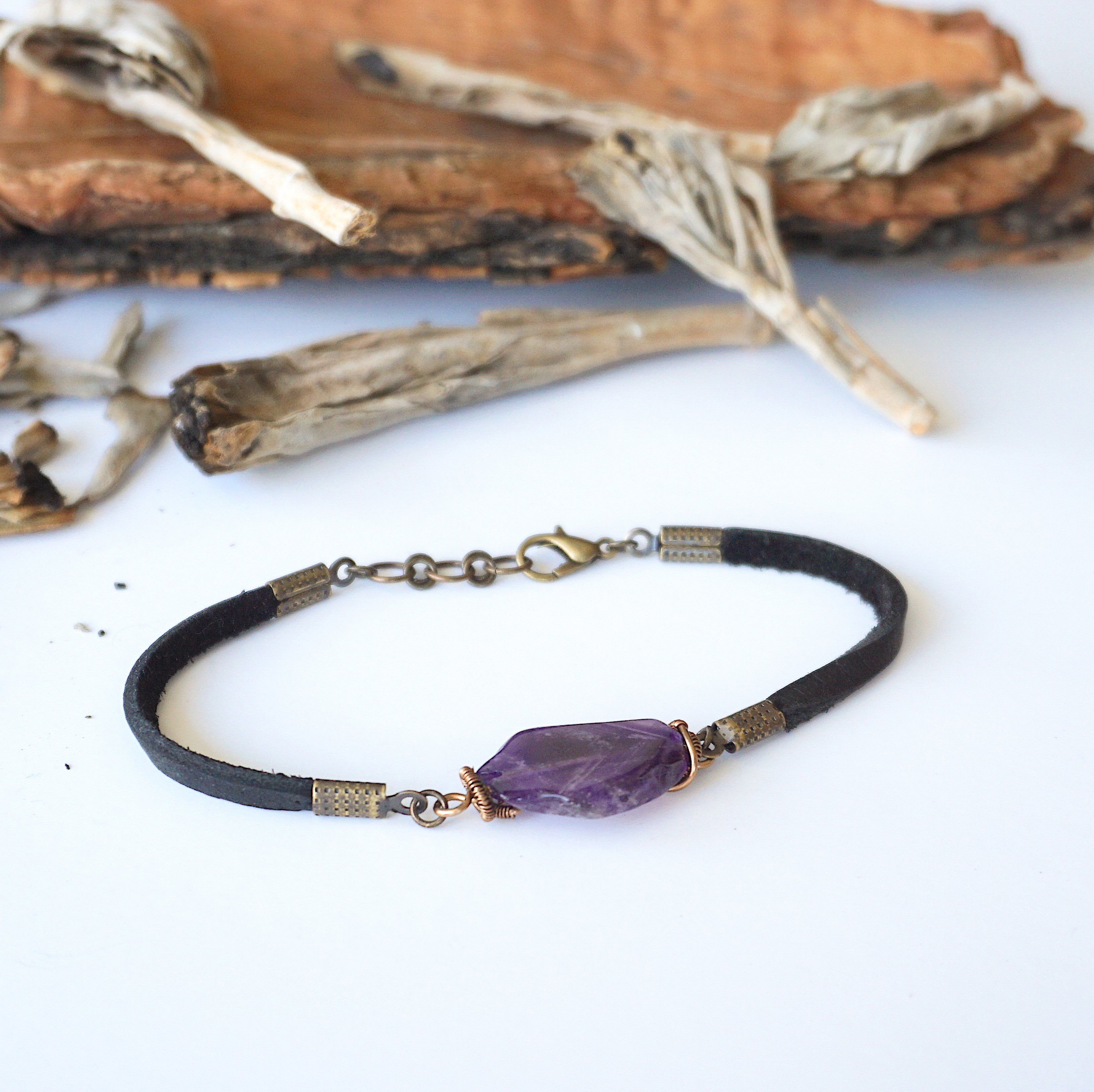 Amethyst Black Leather Bracelet for Women – Handmade Adjustable Crystal Healing Jewelry for Meditation, Yoga & Spiritual Gifts
