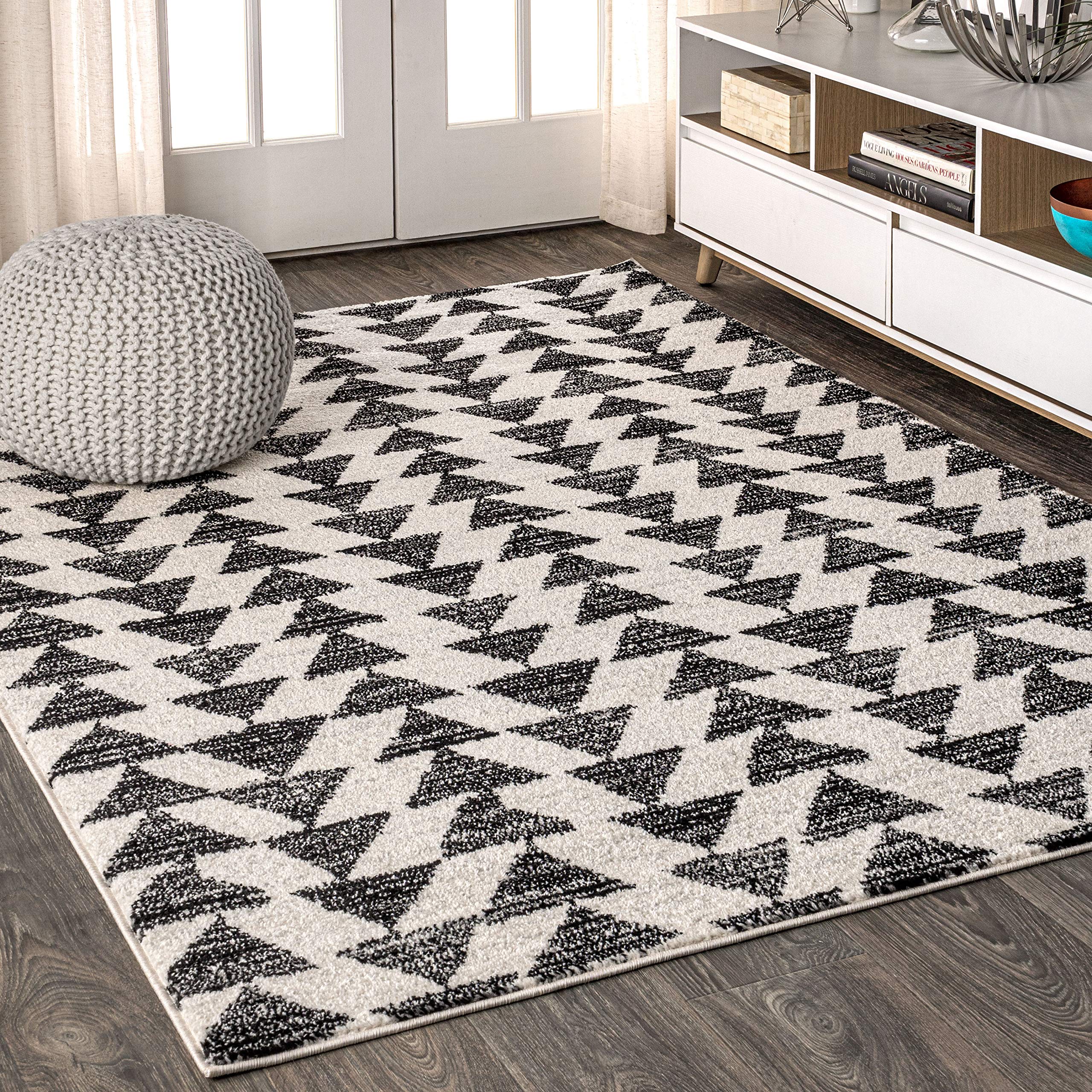JONATHAN Y MOH206A-8 Aisha Moroccan Triangle Geometric Indoor Rug - 8'x10' Farmhouse Bohemian Minimalist Non-Shedding Easy-Clean Area Rug in Cream & Black - Perfect for Bedroom, Living Room, Kitchen & Boho Home Decor
