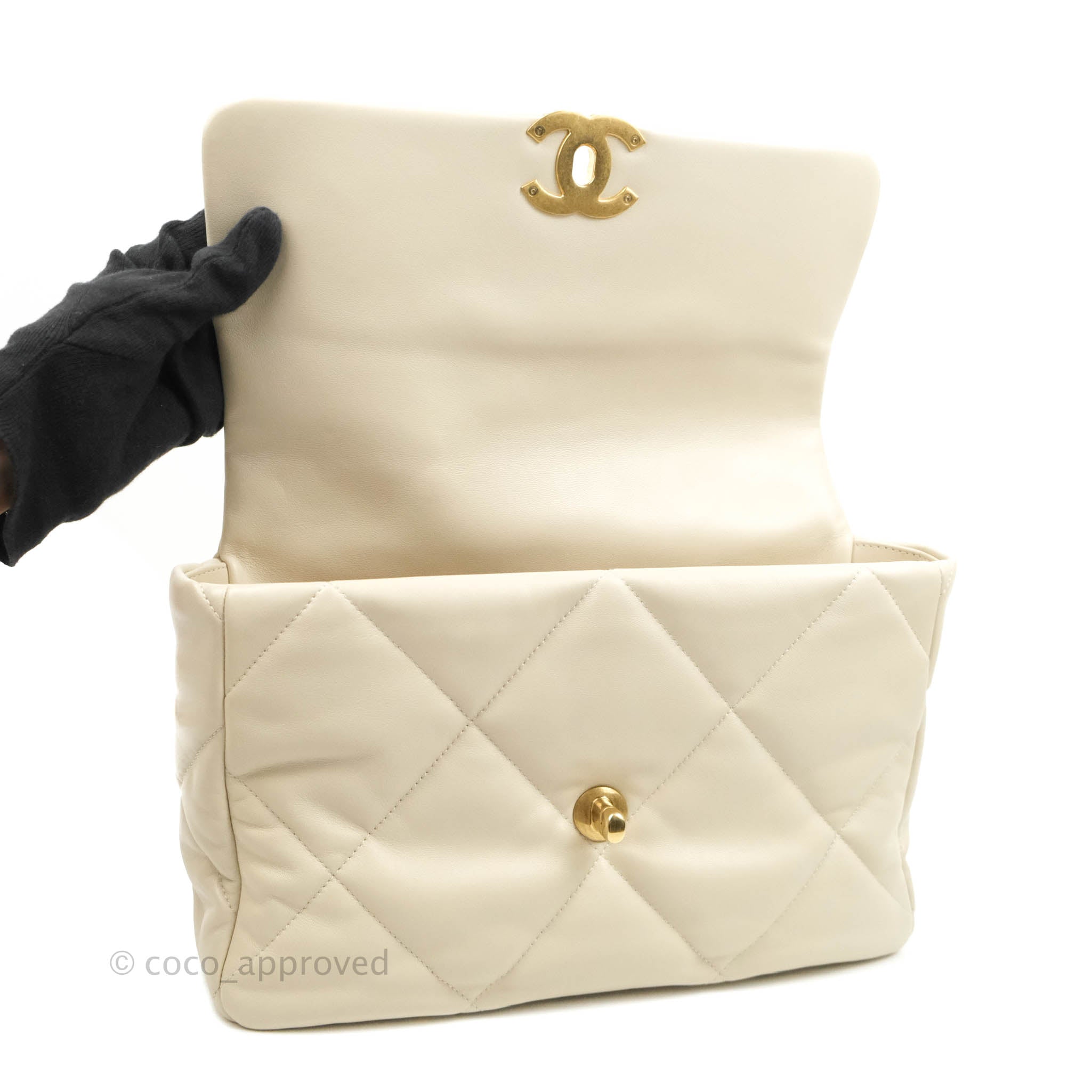 Chanel 19 Medium Flap Bag in Beige with Mixed Hardware - Luxury Designer Handbag for Women, Perfect for Work, Evening & Special Occasions