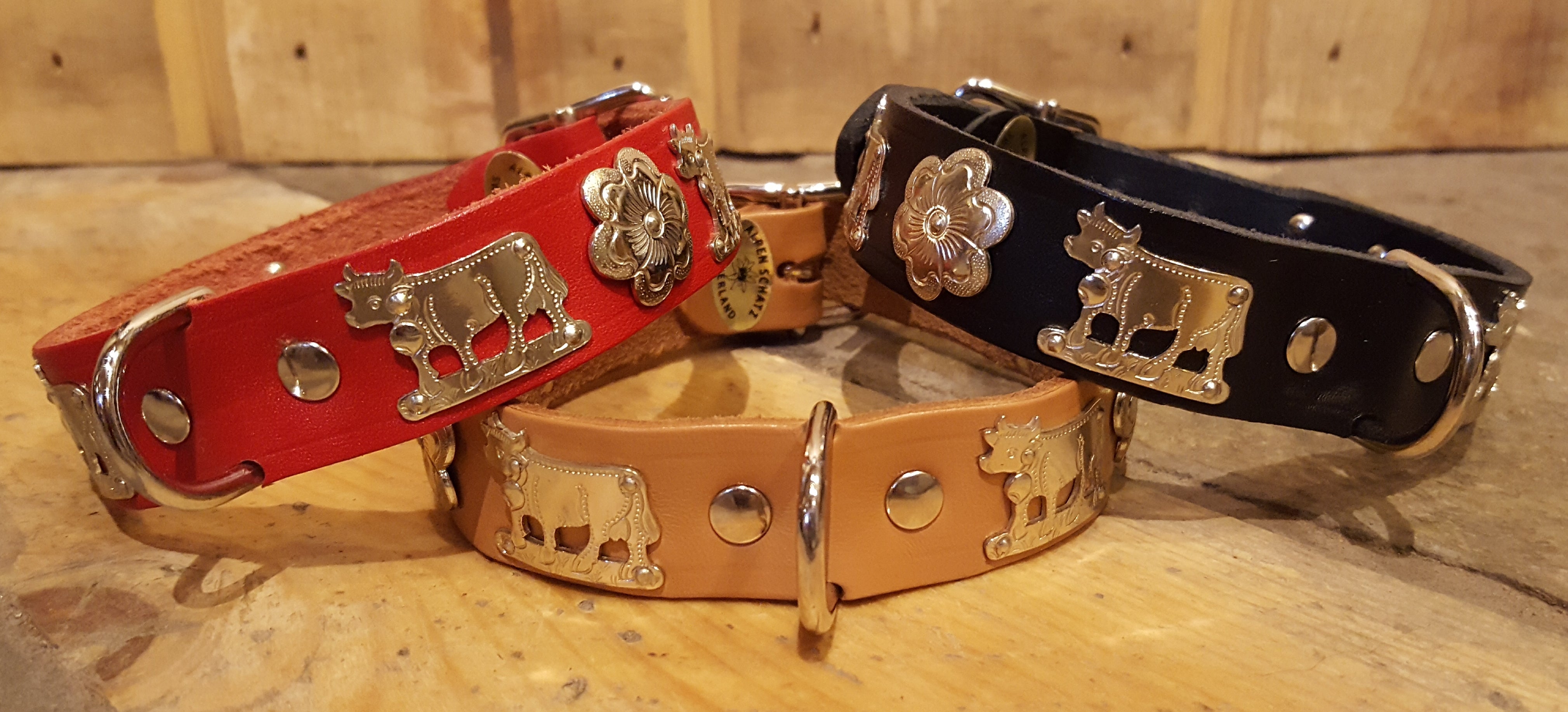 1 Small Contemporary Swiss Dog Collar - Stylish & Durable Pet Accessory for Daily Walks & Outdoor Adventures