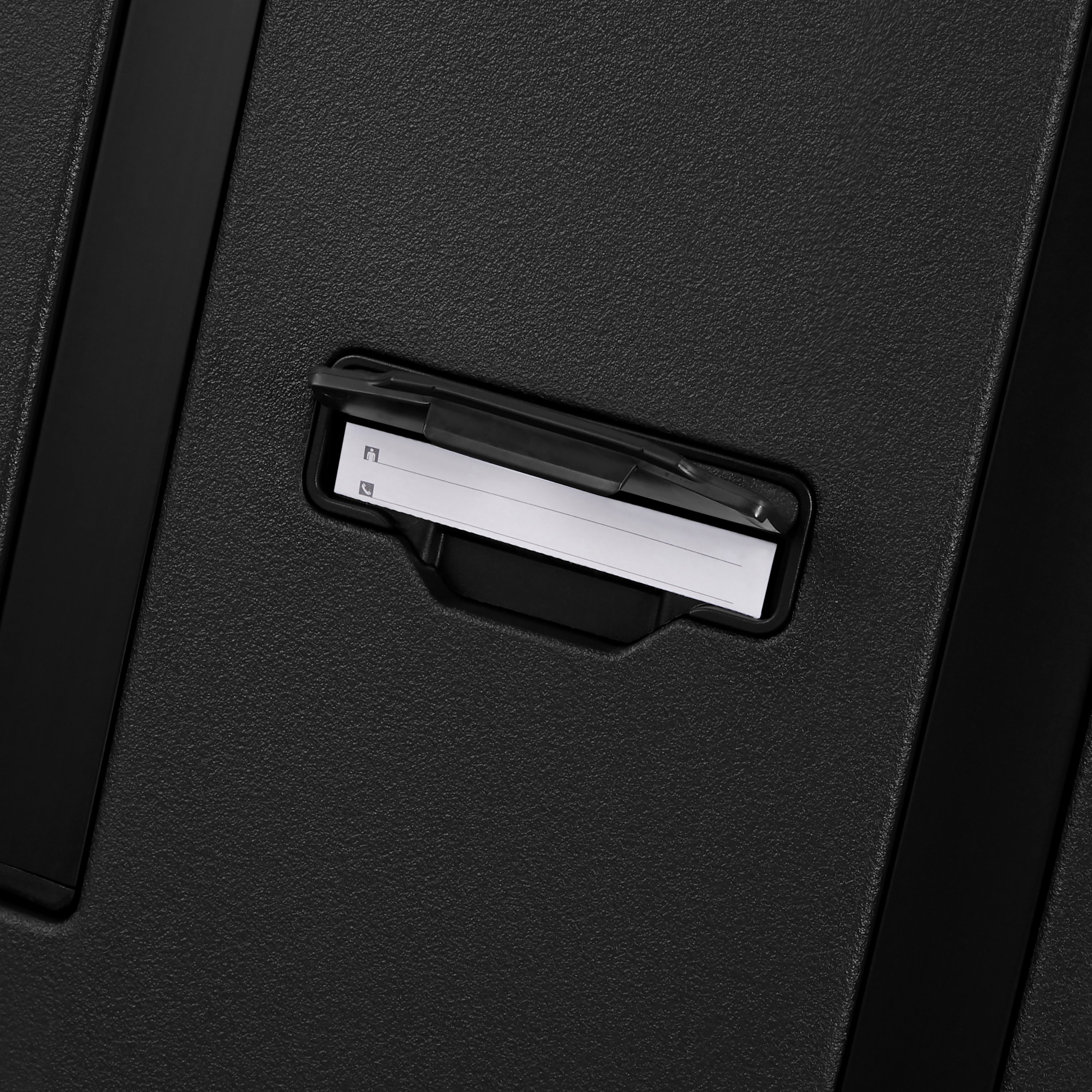 Samsonite Essens Spinner Medium Luggage - 28