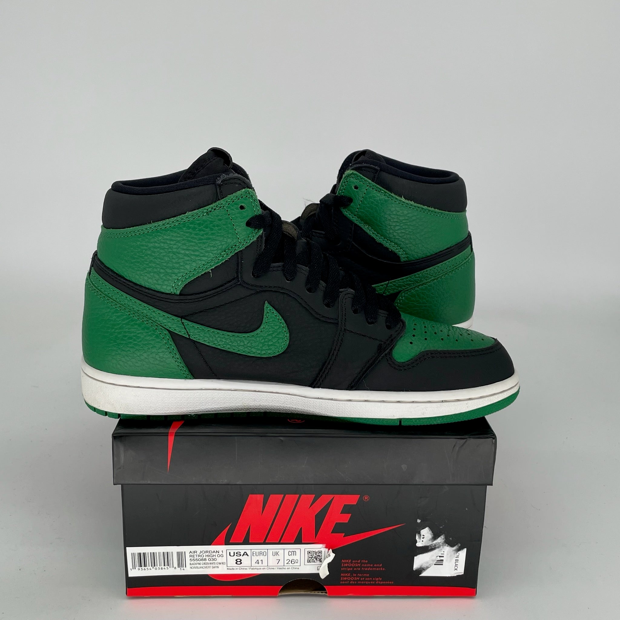 AIR JORDAN 1 Retro High OG Pine Green Black Men's Basketball Shoes Size 8 - 555088-030 - Perfect for Sneaker Collectors & Streetwear Fashion