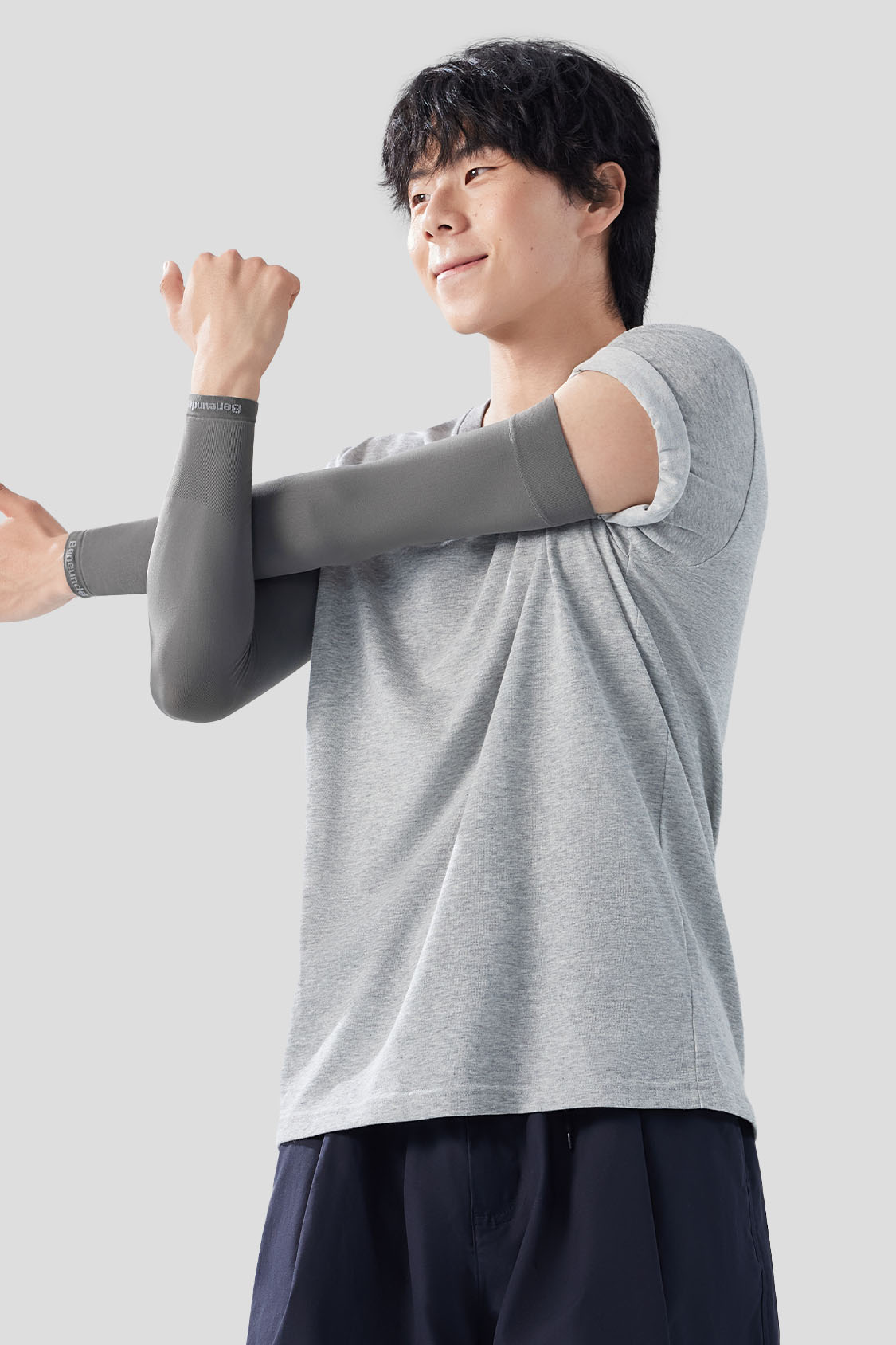 UPF50+ Sun Protection Arm Sleeves for Men & Women - Breathable UV Blocking Sports Sleeves for Running, Cycling, Golf, Hiking & Outdoor Activities