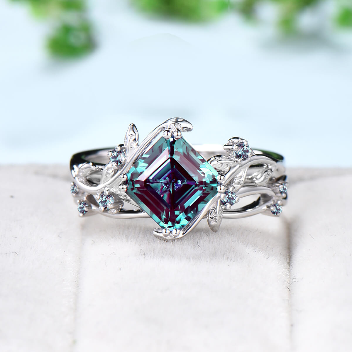 Nature Inspired Asscher Alexandrite Ring Set | Color Changing Twig Engagement Ring | Cluster Leaves Branch Wedding Ring for Women | Perfect for Nature Lovers & Outdoor Weddings