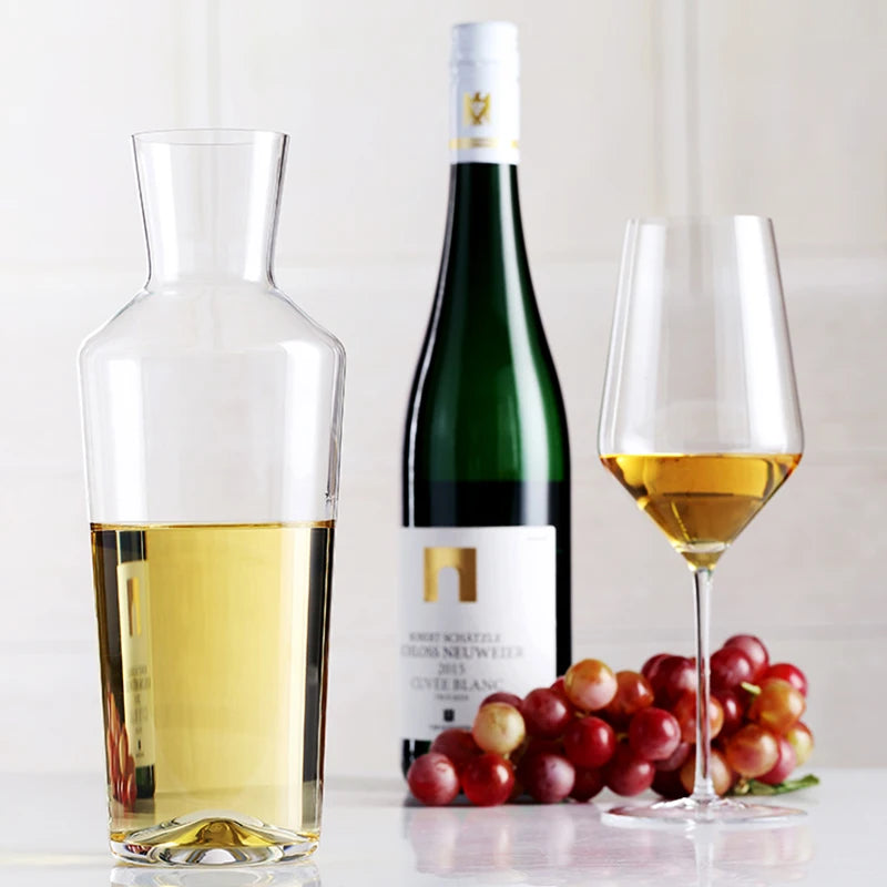 Premium Globo Glass Decanter Set - Elegant Crystal Wine Decanter with Aerator for Red Wine - Perfect for Gifts, Dinner Parties & Home Bar Accessories