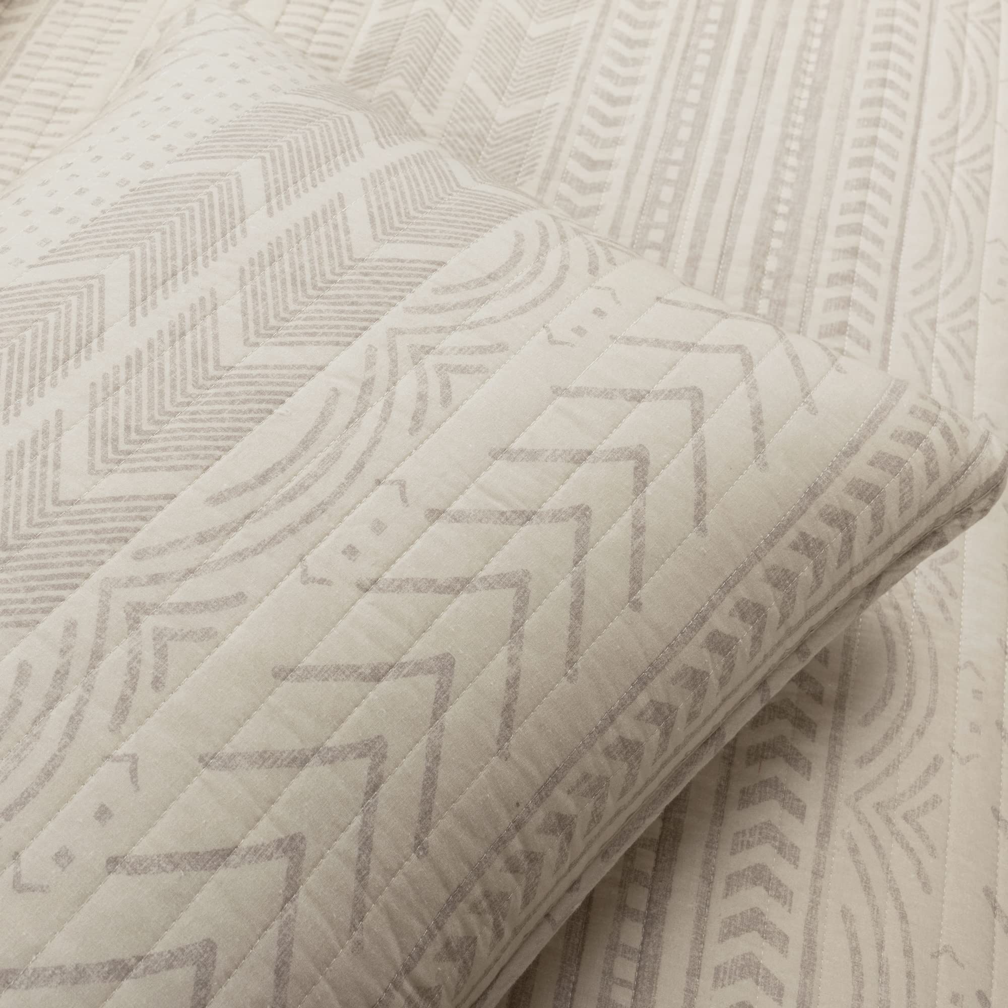 Lush Hygge Geo Quilt Set King Wheat - Cozy Bedroom Decor