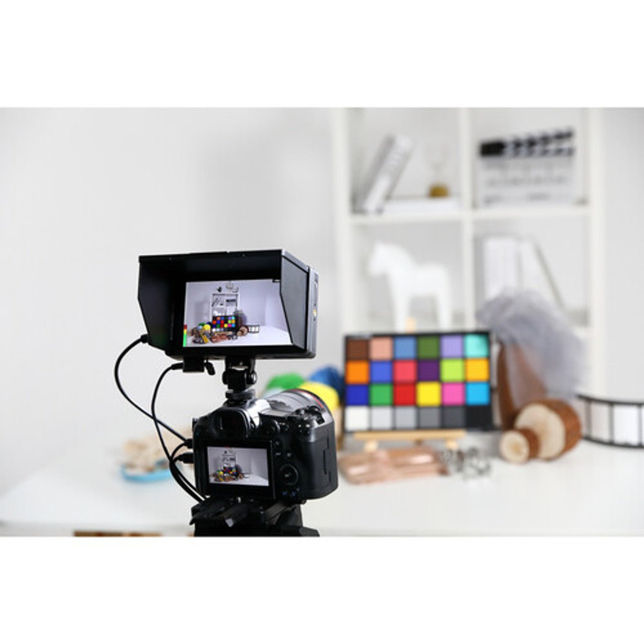 Godox 5.5 Inch 4K HDMI Touchscreen On-Camera Field Monitor for DSLR & Mirrorless Cameras - Perfect for Filmmaking, Vlogging, and Live Streaming