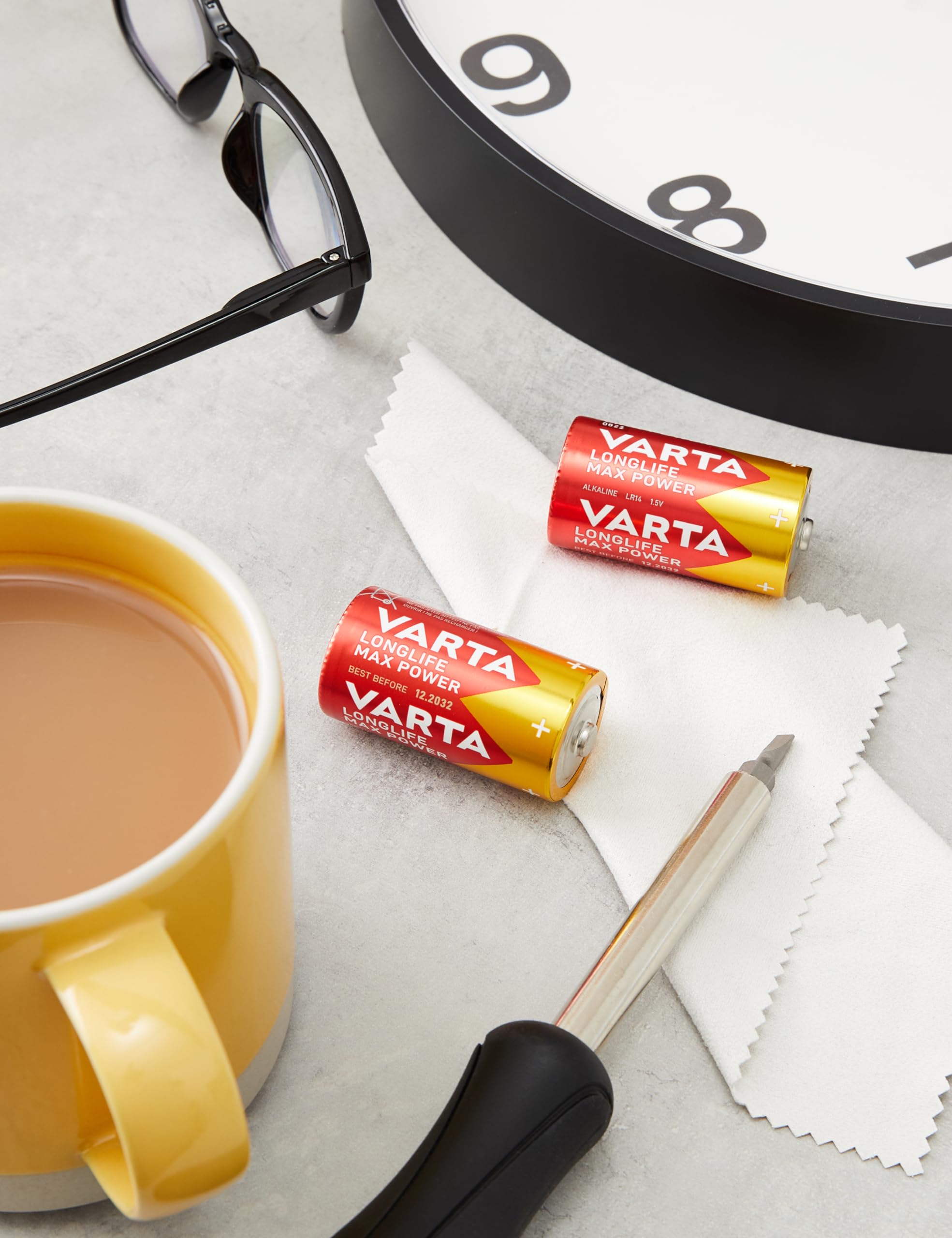 VARTA Longlife Max Power C LR14 Alkaline Batteries (2-Pack) - High-Performance German-Made Batteries for Toys, Flashlights, Clocks & Everyday Electronics - Lasting Power for Home & Office Use