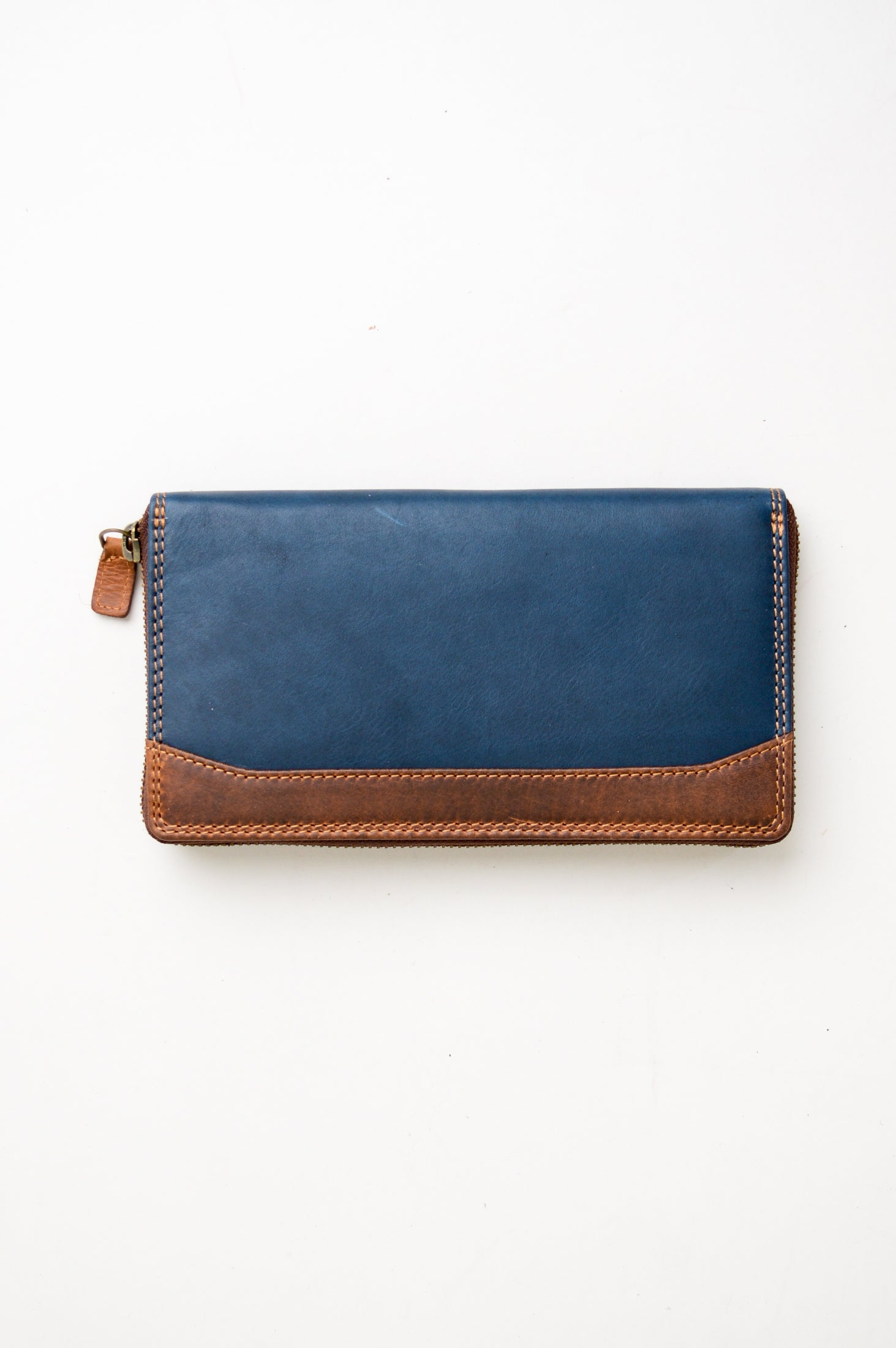 Premium Adrian Klis 190 Single Zip Buffalo Leather Wallet for Men - Slim RFID Blocking Bifold Wallet - Perfect for Everyday Carry, Travel & Business Use