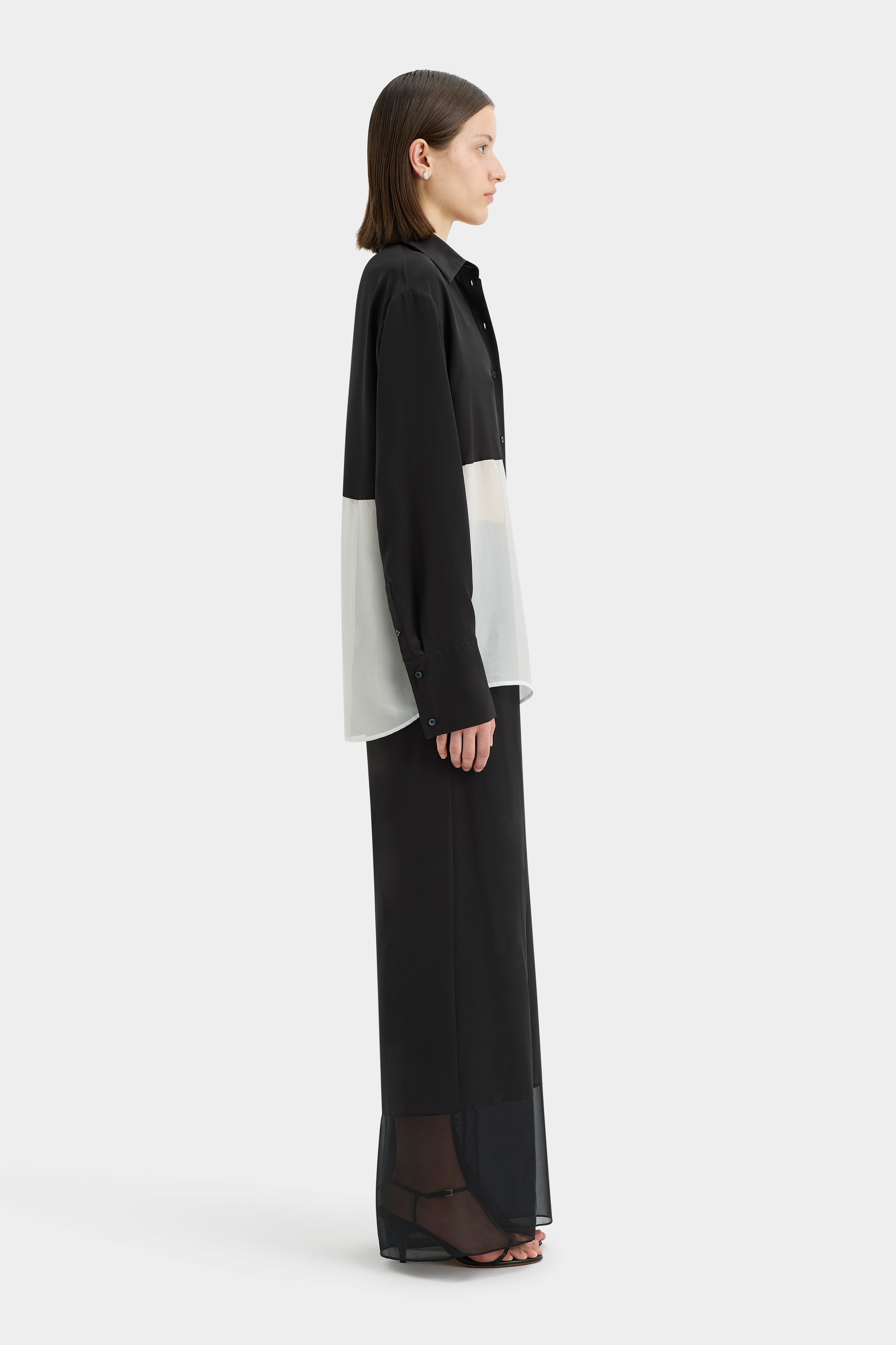 Adrienne Shirt Monochrome - Stylish Women's Casual Button-Down Top for Work & Everyday Wear