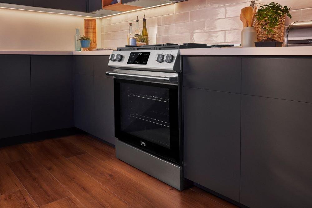 Beko SLGR30423SS 30-Inch Stainless Steel Slide-In Gas Range - Perfect for Modern Kitchens & Professional Cooking