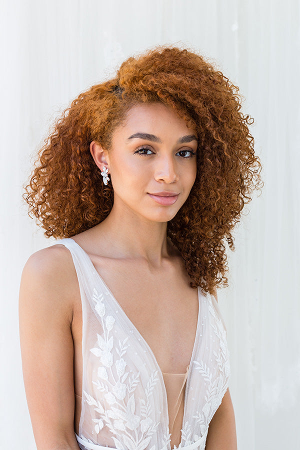 Odete Earrings for Women - Elegant Gold Hoop Earrings for Everyday Wear | Perfect for Parties, Weddings & Casual Outfits