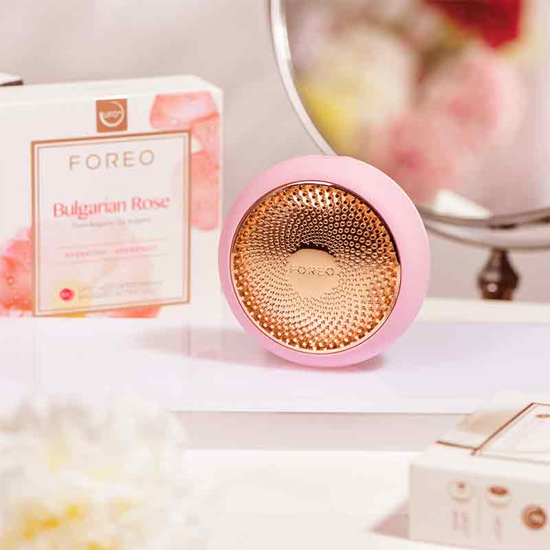 Foreo UFO Smart Facial Mask Device - LED Light Therapy & Thermo Therapy for Glowing Skin | At-Home Spa Treatment for Anti-Aging & Hydration | Perfect for Nighttime Skincare Routine & Self-Care Moments