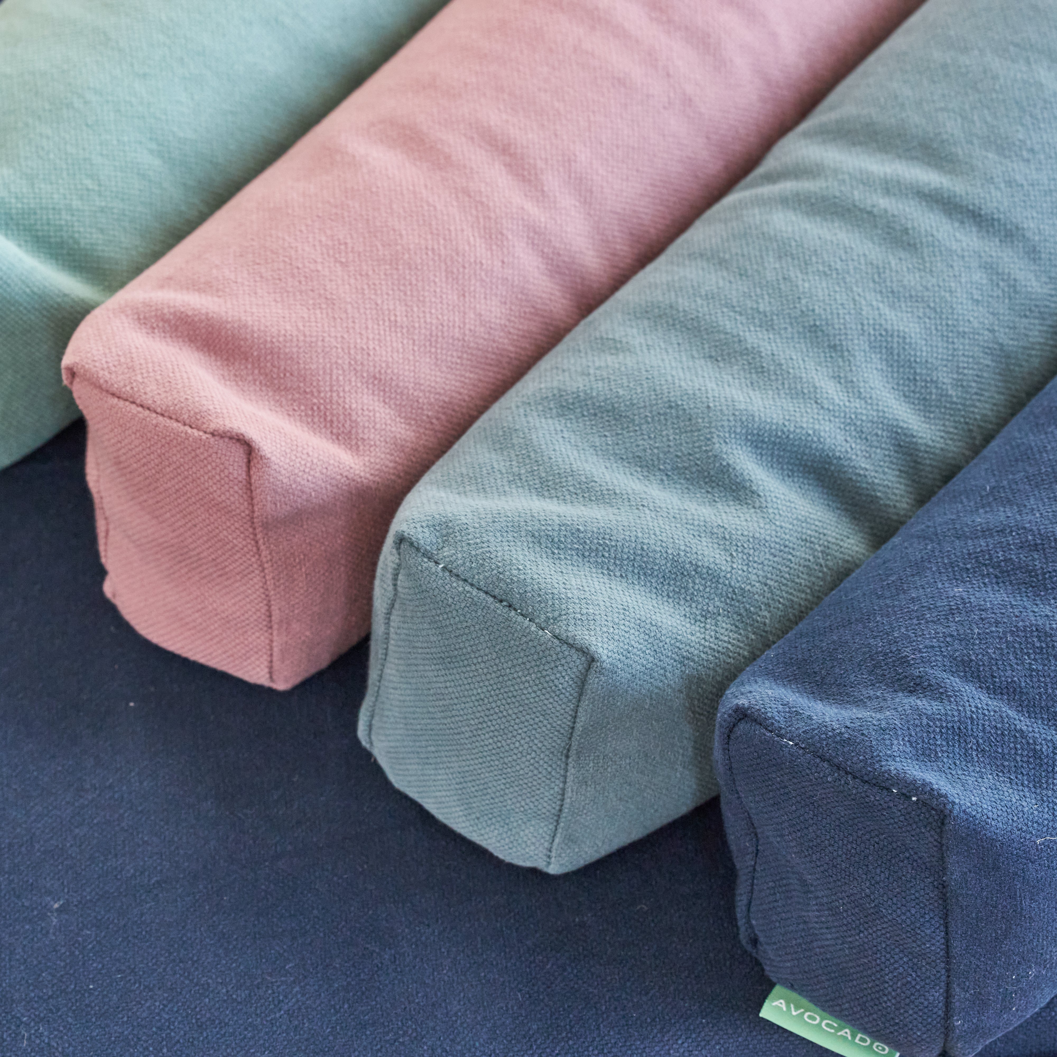Organic Dog Pillow Bolster - Comfortable & Eco-Friendly Pet Bed for Small to Medium Dogs - Perfect for Crates, Sofas & Bedrooms