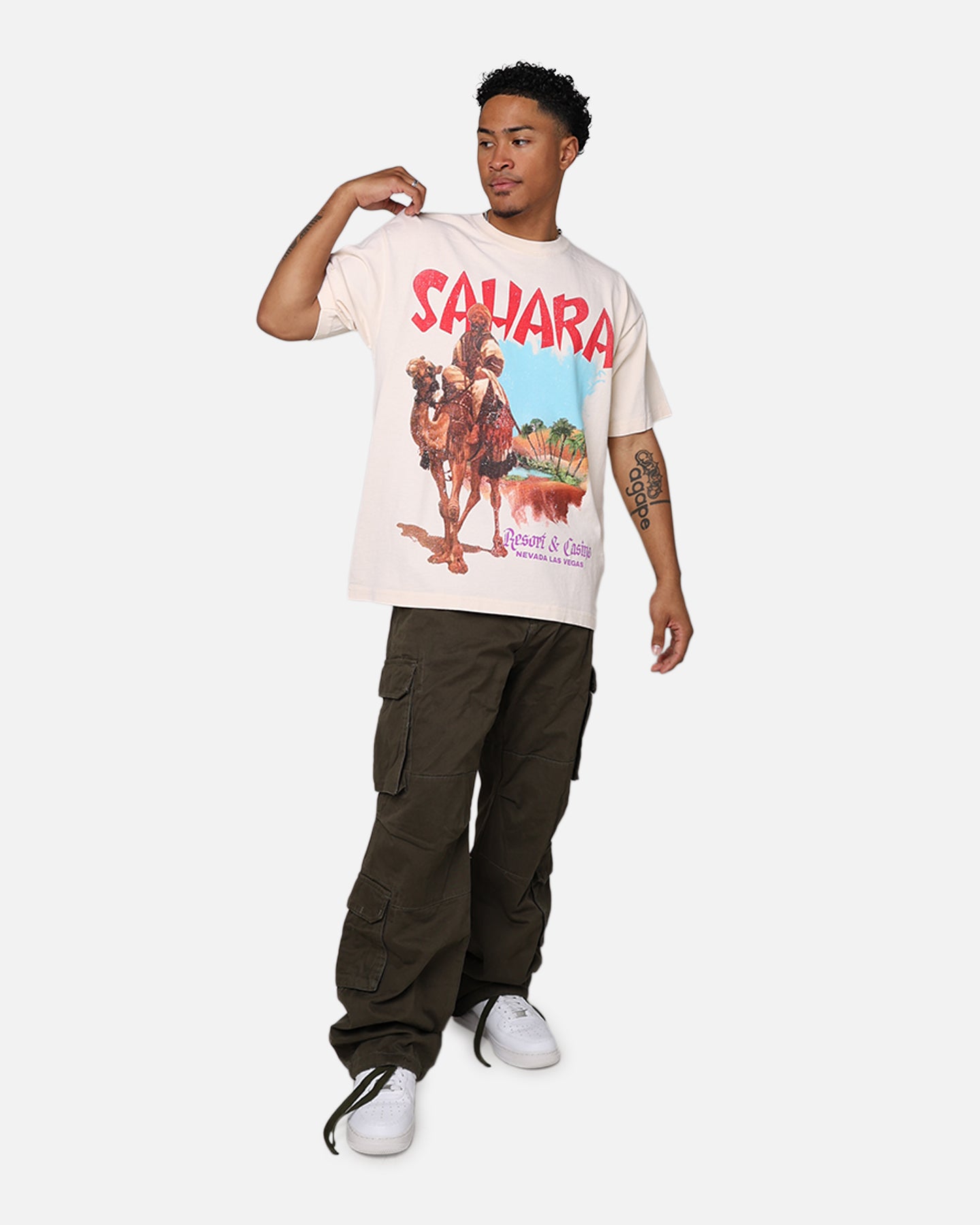 Vintage Sahara Casino Graphic T-Shirt - Retro American Thrift Style White Tee for Men & Women - Perfect for Casual Wear, Parties, and Vintage Lovers