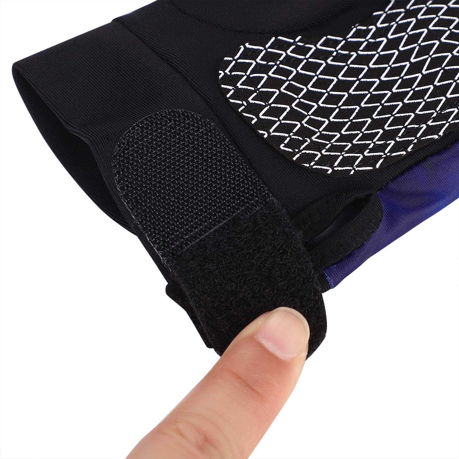 HAOZAIKEJI 3-Finger Billiard Gloves - Breathable Snooker & Pool Cue Gloves for Men & Women, Anti-Slip Stretchable Left Hand Shooting Gloves (1 PC) - Perfect for Professional Pool, Snooker & Carom Games