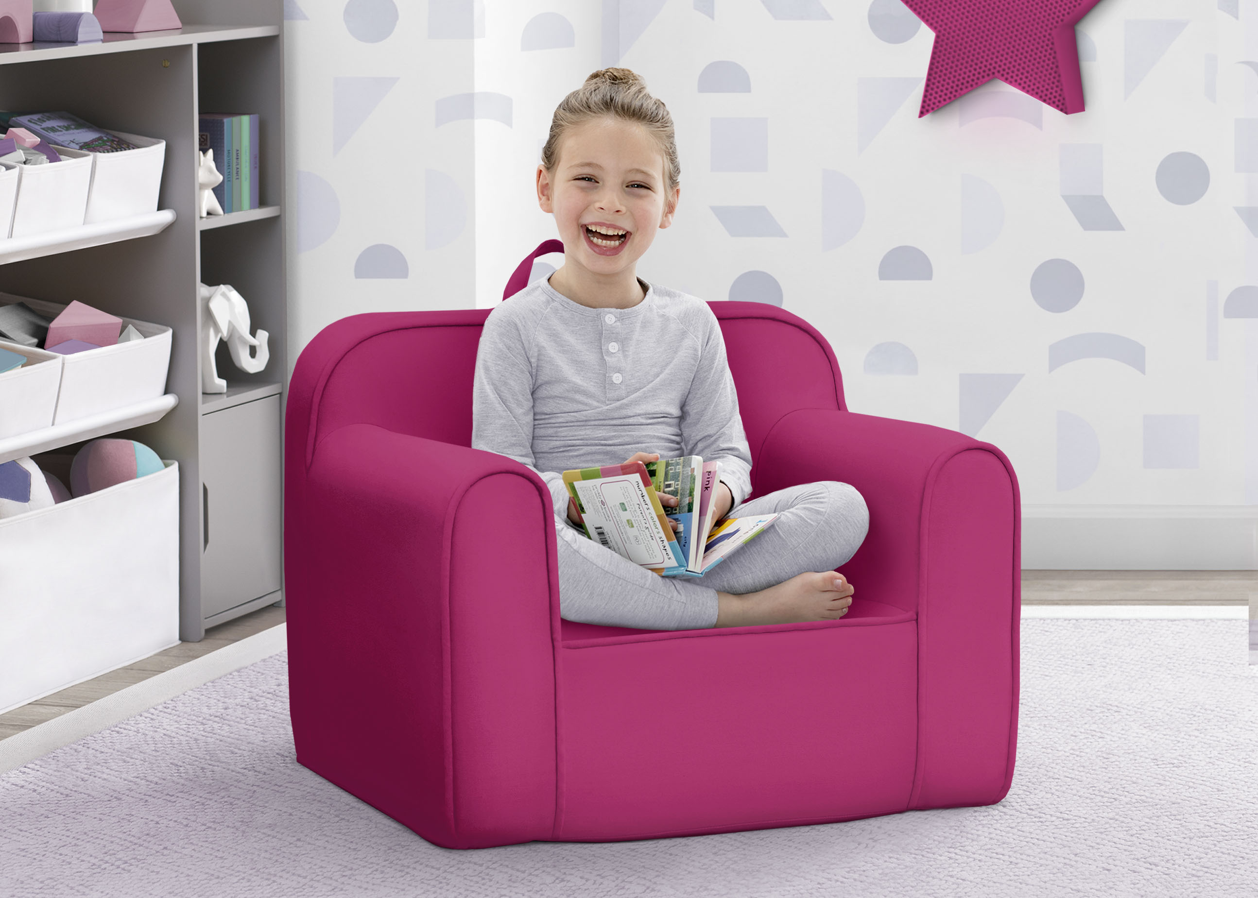 Cozy Kids Chair - Ergonomic & Comfortable Children's Chair for Reading, Gaming & Relaxation - Perfect for Bedrooms, Playrooms & Daycare Centers