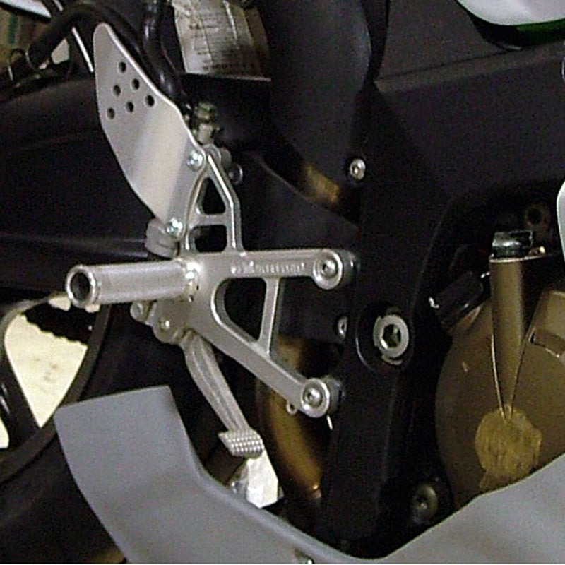 Kawasaki ZX-6R Rearset Footpegs - Adjustable CNC Racing Footrest for Kawasaki ZX6R Motorcycle - Perfect for Track Racing and Street Performance Upgrades