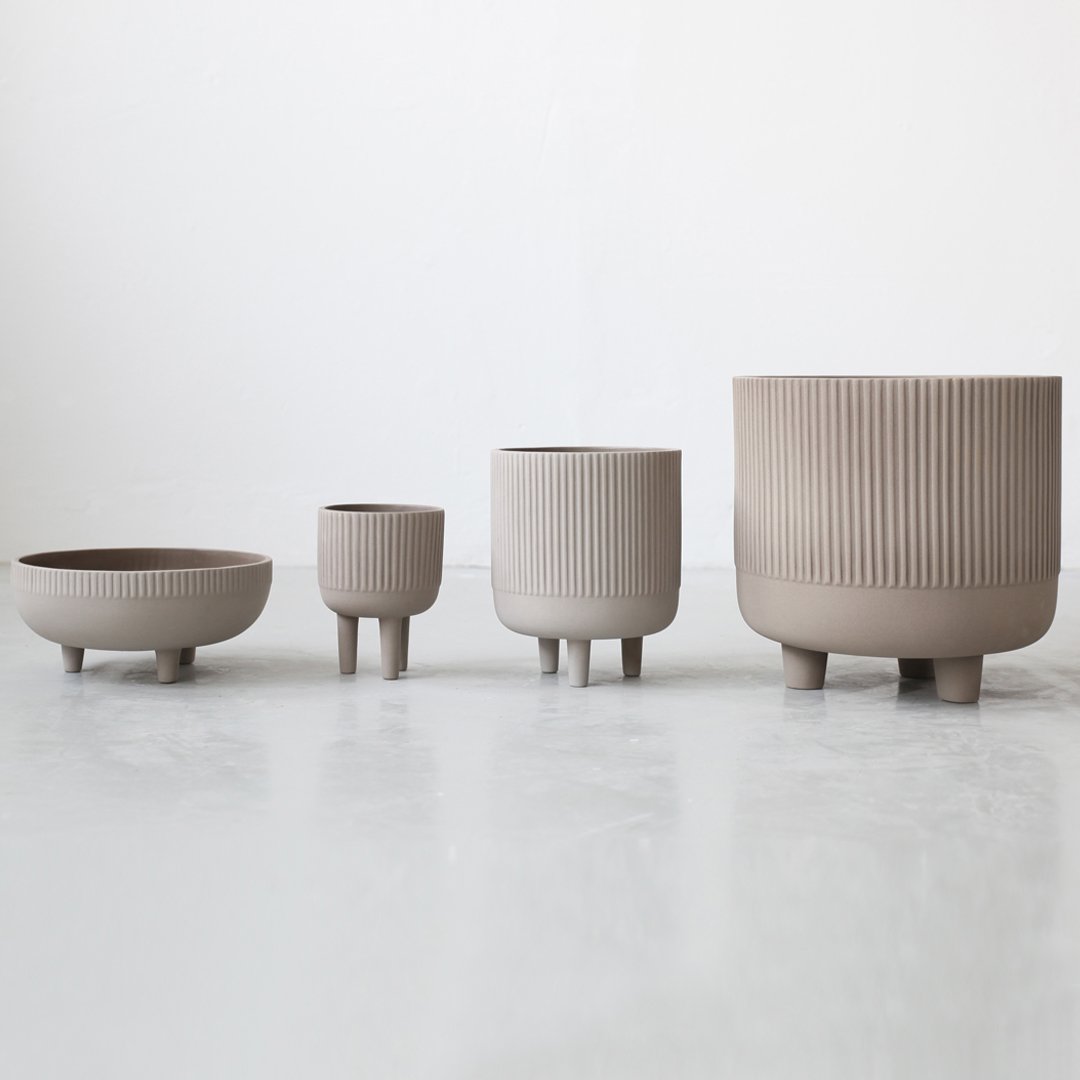Kristina Dam Studio Bowl Set - Modern Ceramic Serving Bowls for Soup, Salad & Dessert - Perfect for Dining, Entertaining & Home Decor
