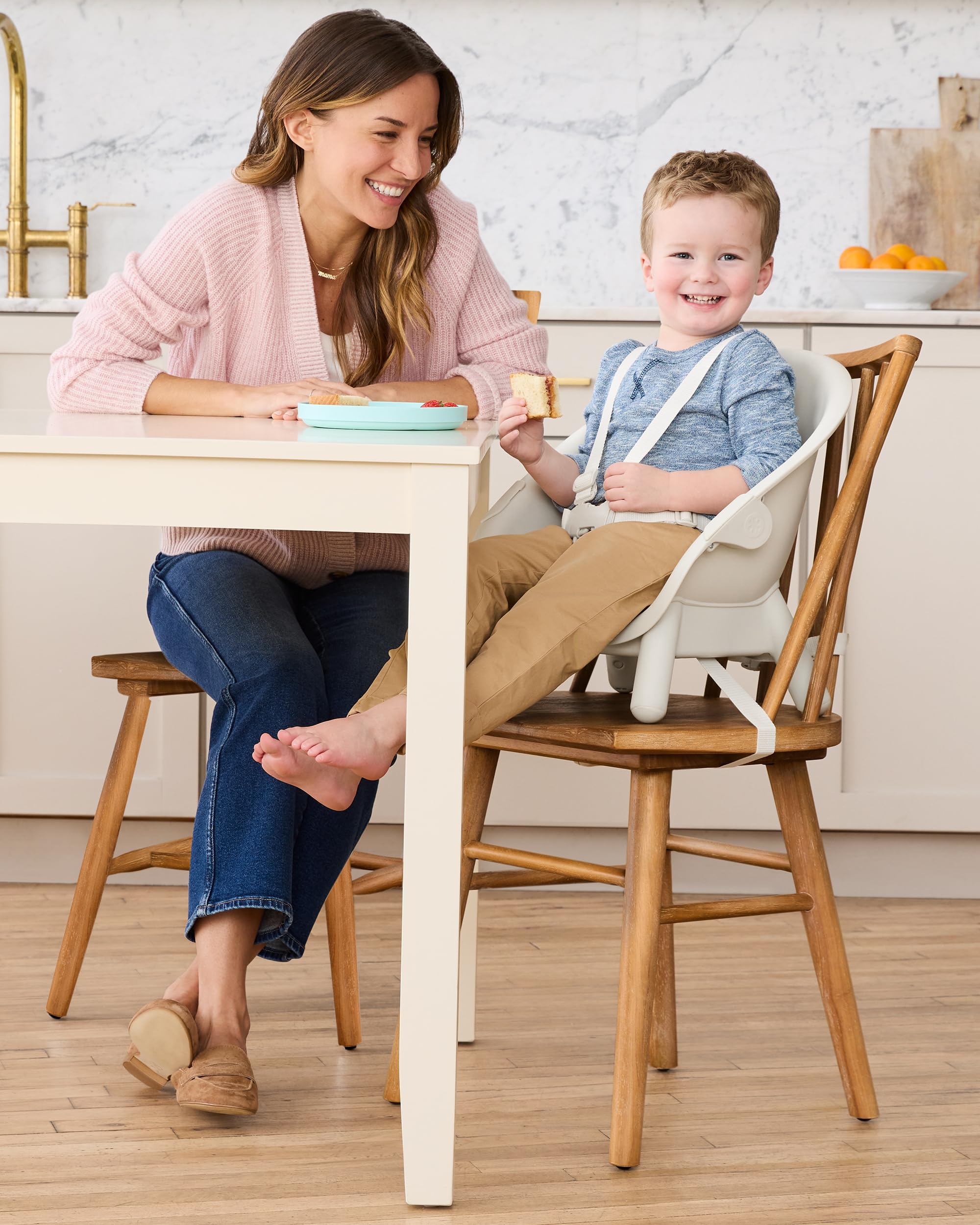 Skip Hop EON 4-in-1 Convertible High Chair for Babies & Toddlers - Adjustable Height, Easy to Clean, Space-Saving Design - Perfect for Dining, Kitchen & Travel Use