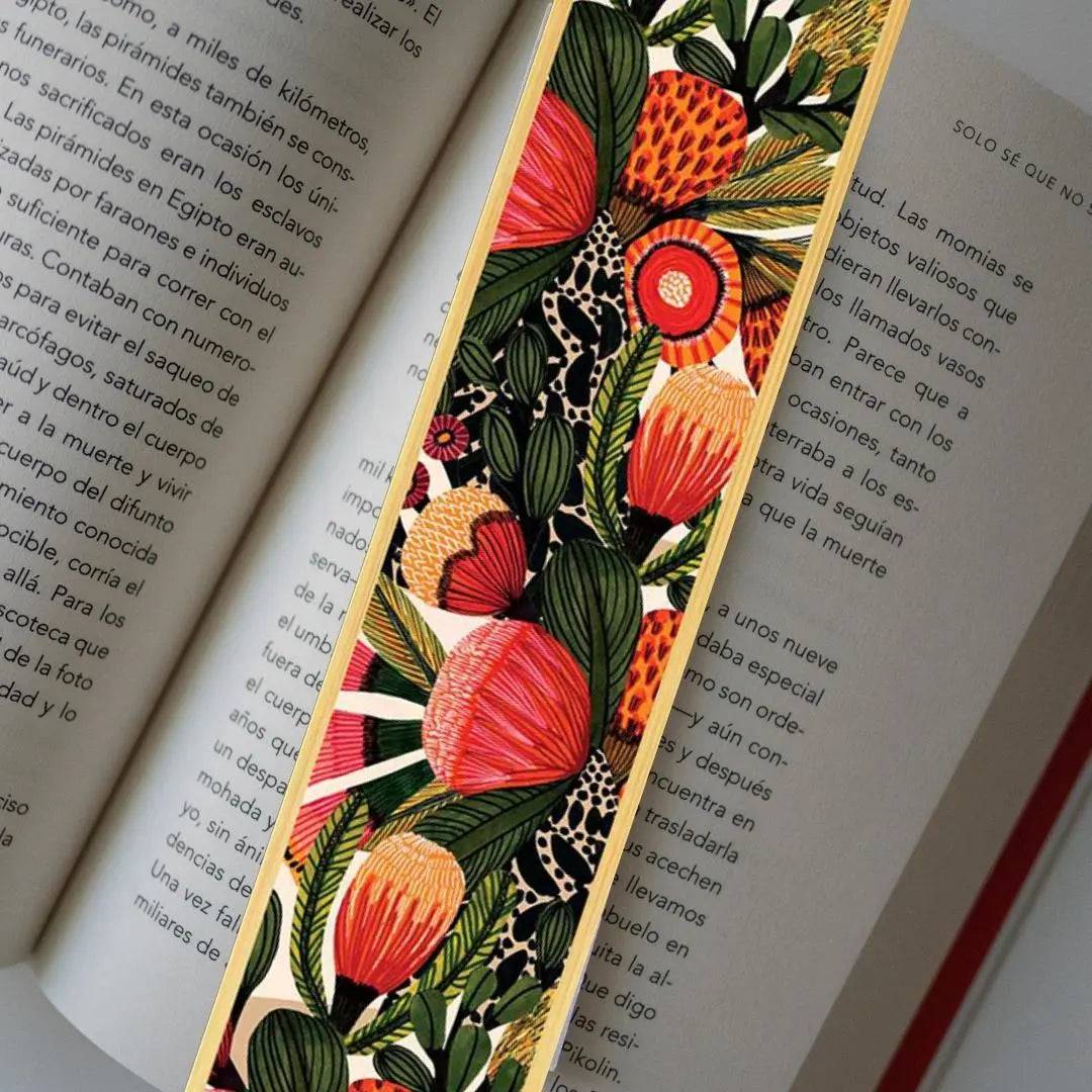 Native Banksias Australian Wooden Bookmark - Handcrafted Eucalyptus Wood Bookmark with Unique Banksia Flower Design - Perfect Gift for Book Lovers, Nature Enthusiasts & Travelers
