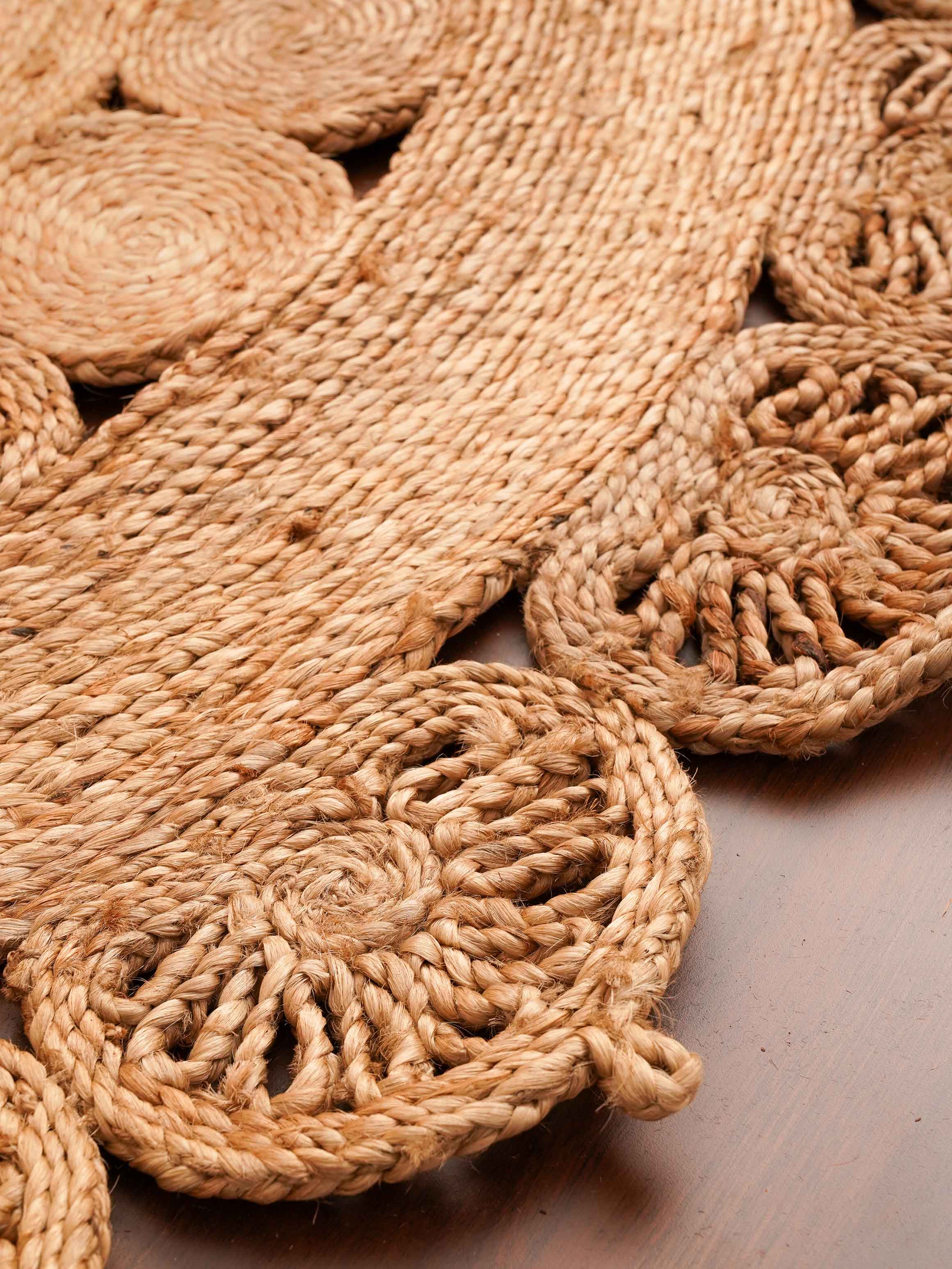 Silkfinity Handwoven Jute Braided Rug - Natural Fiber Floor Mat for Living Room, Bedroom, Dining Area - Eco-Friendly Home Decor & Boho Style Accent