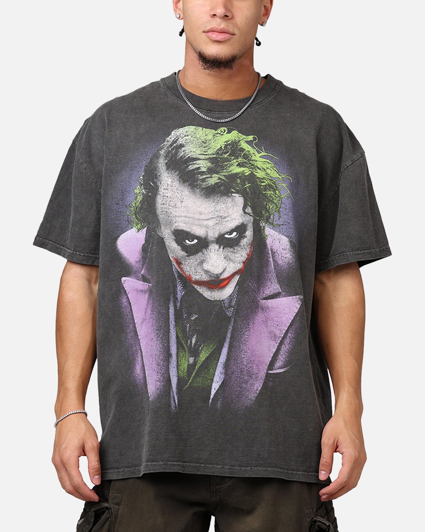 DC Batman The Joker Magic Trick Heavyweight Graphic T-Shirt - Black Vintage Wash - Superhero Comic Fan Gift for Men & Cosplay