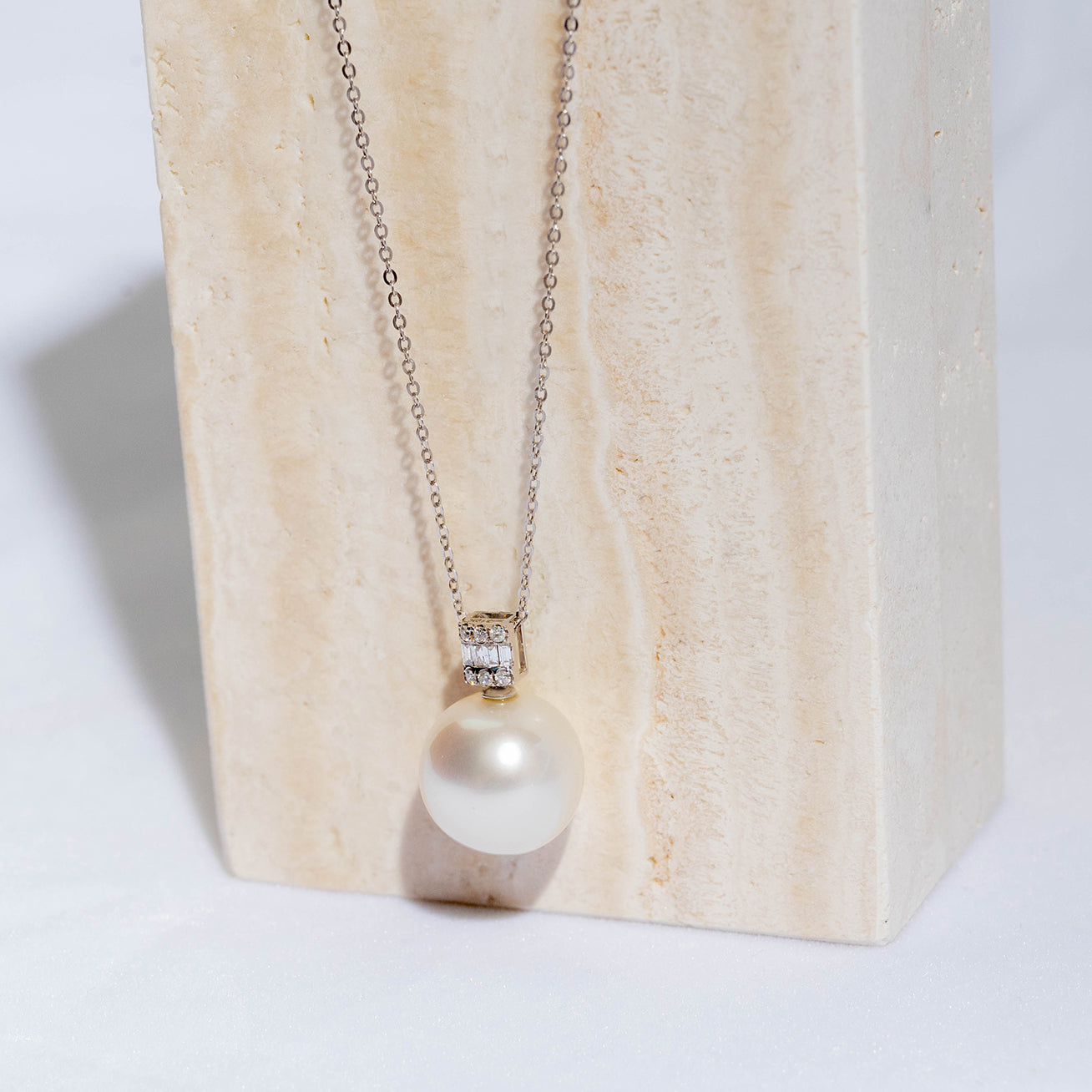 18K Solid Gold Australian White South Sea Pearl Necklace - Elegant Jewelry for Women, Perfect for Weddings, Parties & Special Occasions