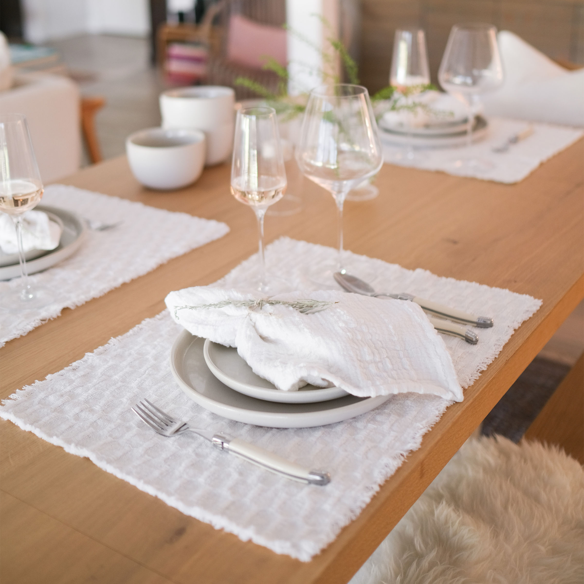 Premium Woven Wren Placemat Set - 3 Stylish Colors (Beige, Gray, Navy) for Dining Table Decor, Kitchen, and Holiday Entertaining