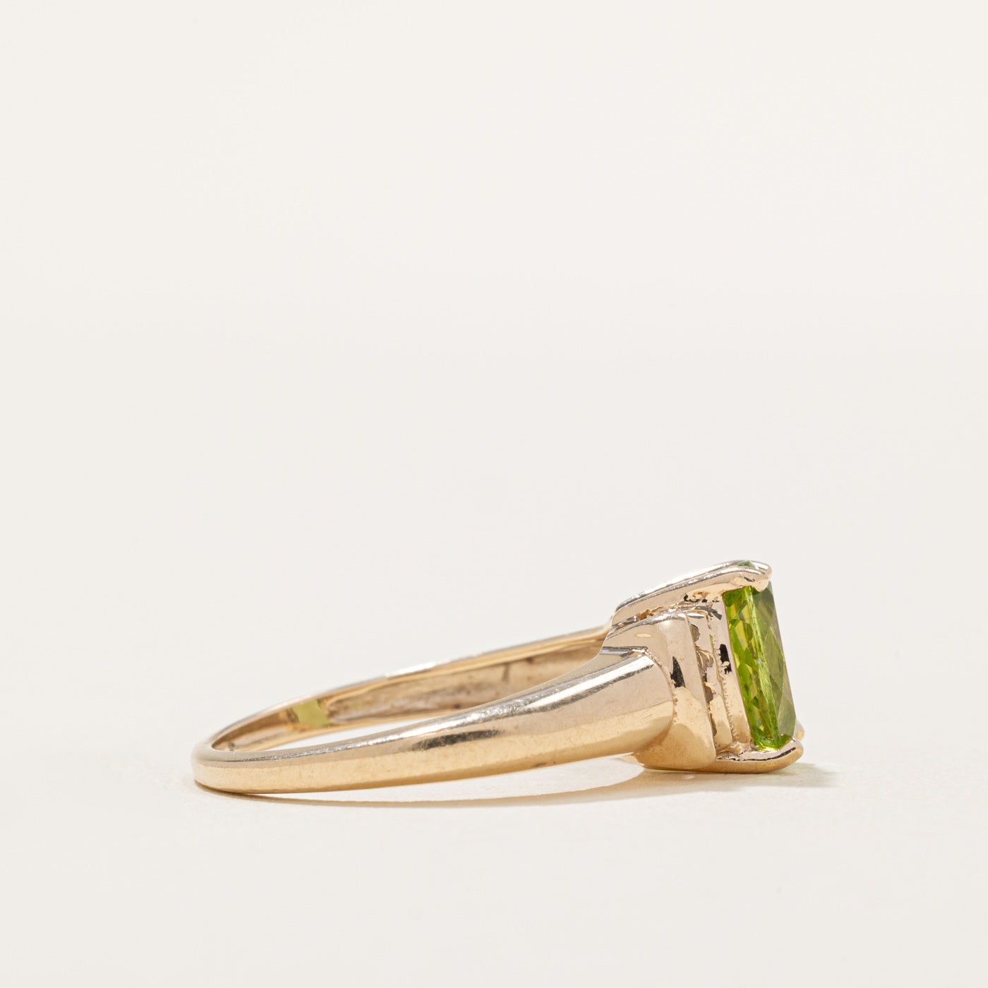 1.15ct Peridot & 0.06ct Diamond Cocktail Ring - Size 6.25 | Elegant Green Gemstone Jewelry for Women | Perfect for Evening Parties, Weddings & Special Occasions