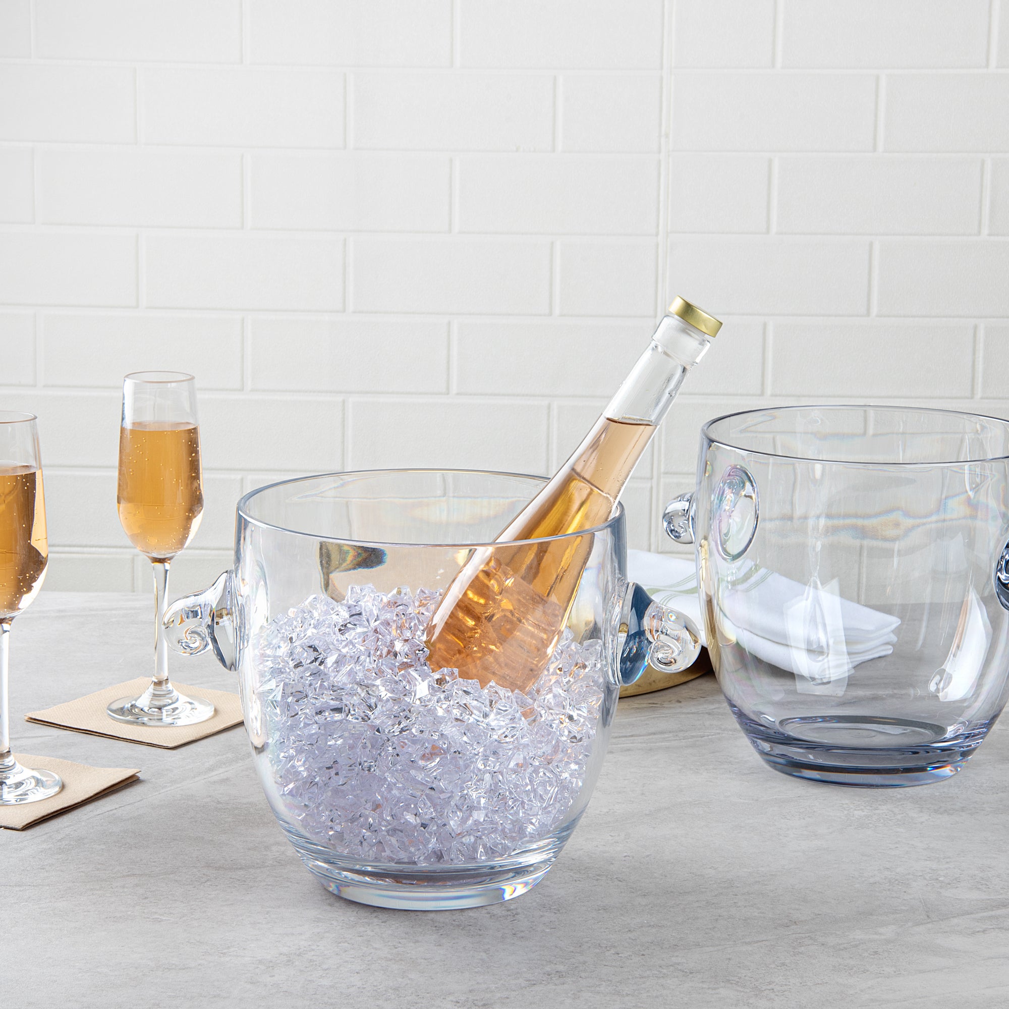 Bar Lux 5.3 Quart Clear Plastic Ice Bucket & Champagne Cooler - 11.75