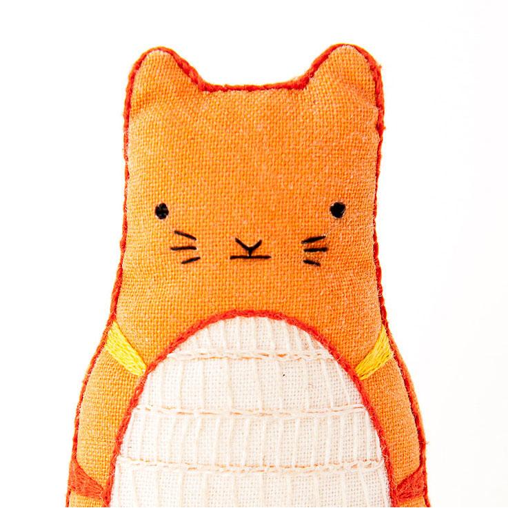 DIY Hand Embroidered Tabby Cat Plushie Doll Kit - Soft Sewing Craft for Beginners & Kids - Perfect for Home Decor, Gift Giving & Stress Relief