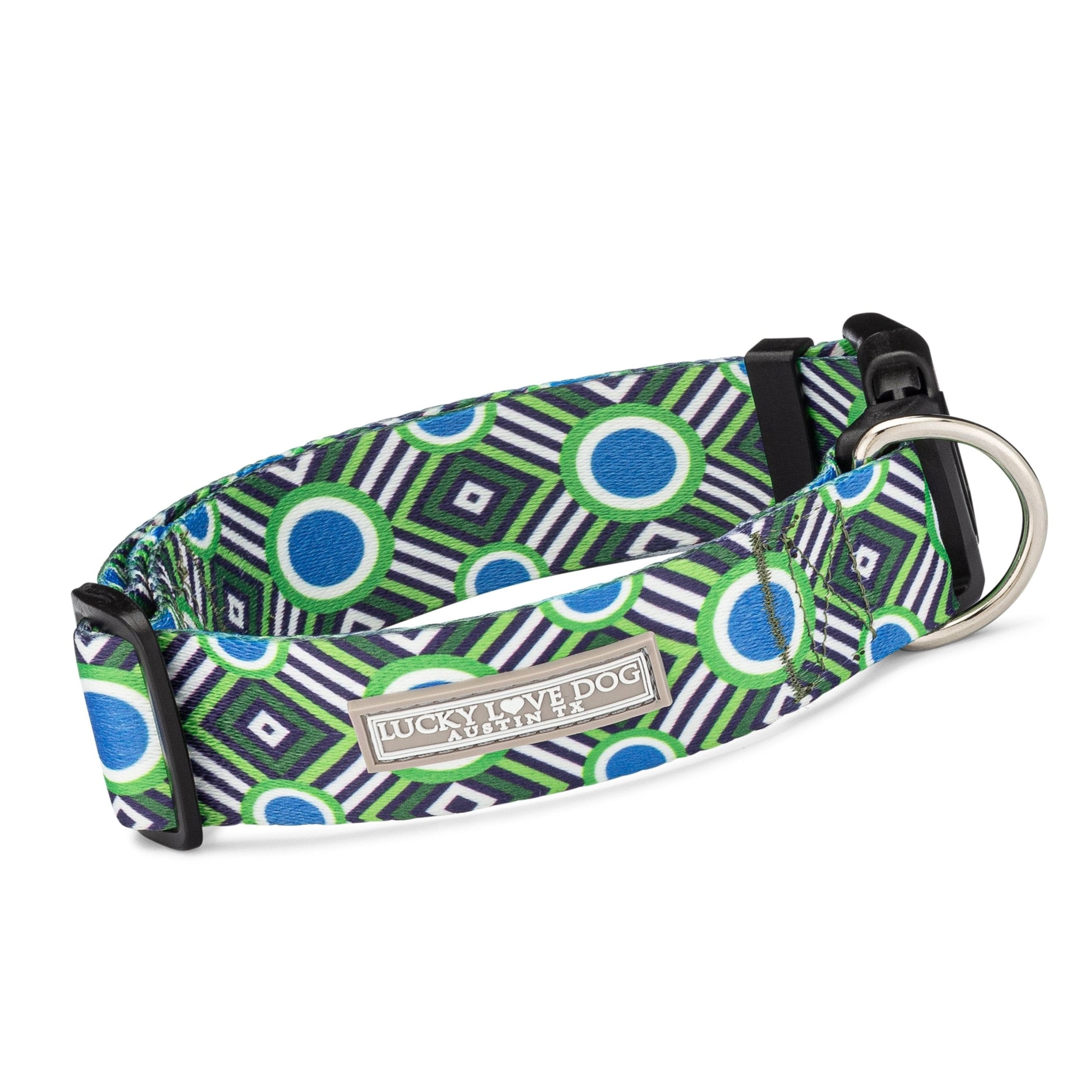 Wholesale WIDE Leo Collar for Dogs - Adjustable Pet Fashion Accessory for Large Breeds | Perfect for Training, Walks, and Fashion Statements