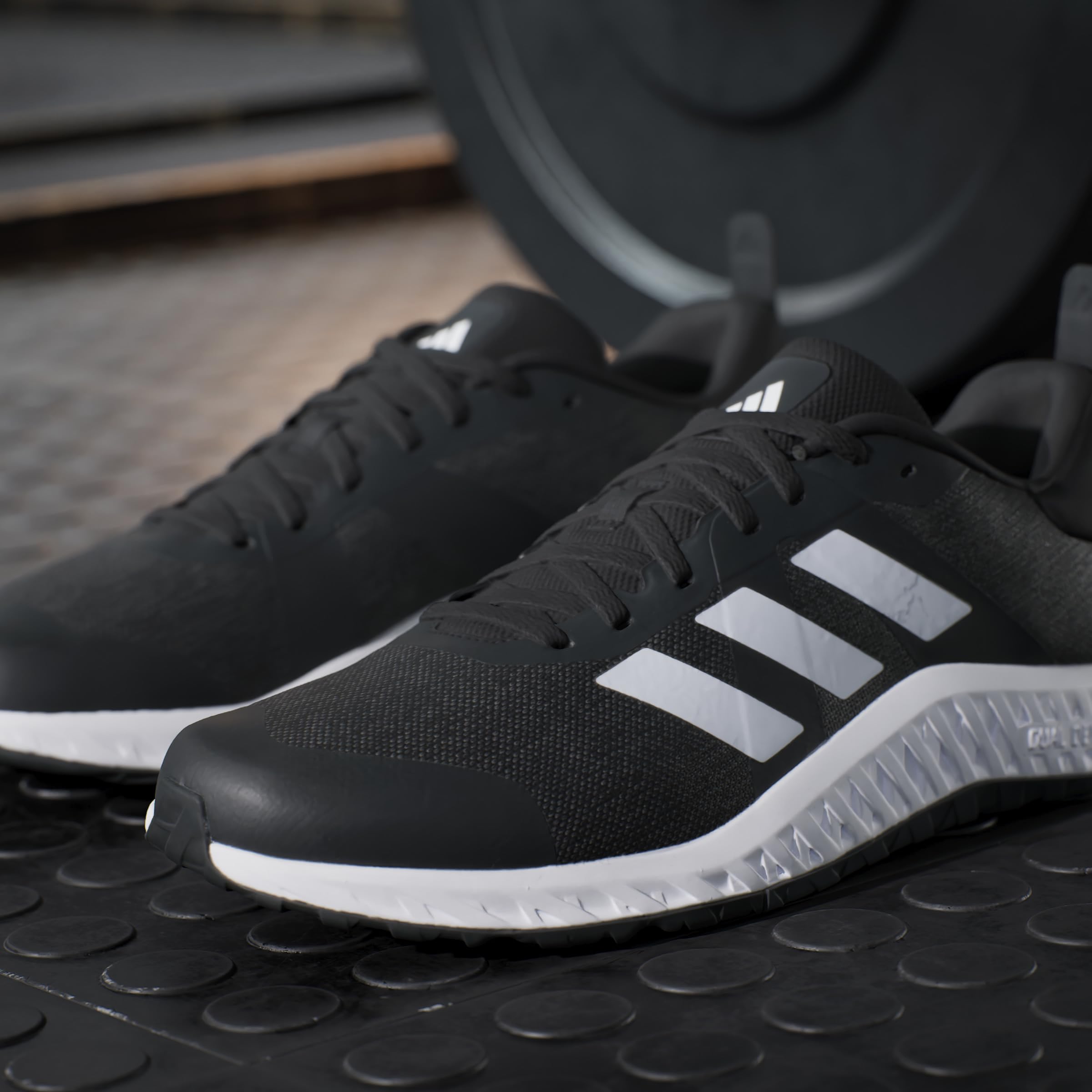 adidas Unisex-Adult Everyset Training Sneakers - Lightweight Gym Shoes for Men & Women - Perfect for Running, Workouts & Casual Wear