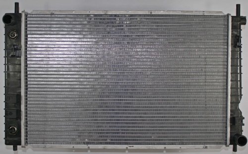 8012764 High-Performance Car Radiator - Efficient Engine Cooling for Sedans, SUVs & Trucks - Perfect for Daily Commute & Long Road Trips