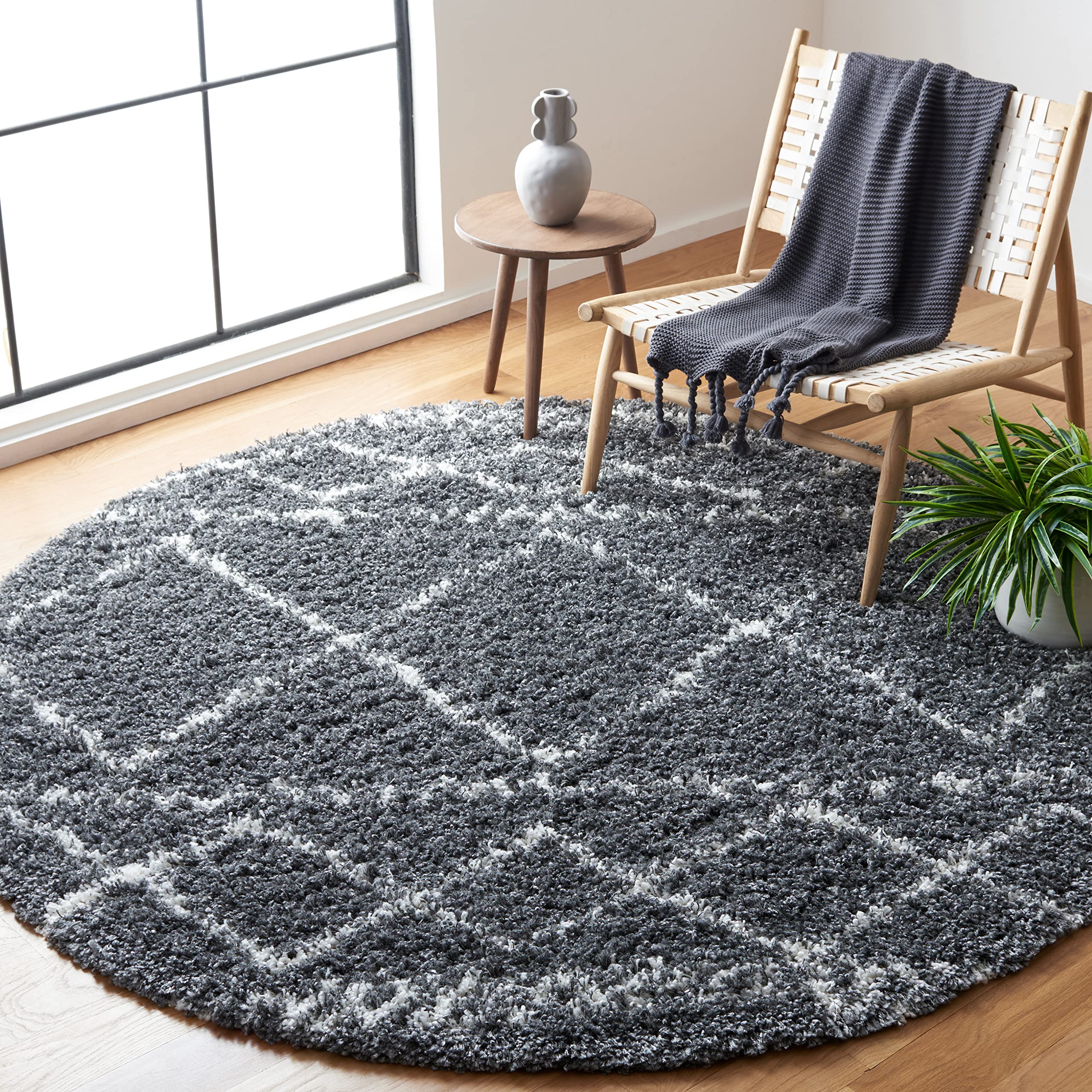 SAFAVIEH Pro Lux Shag Collection 6'7