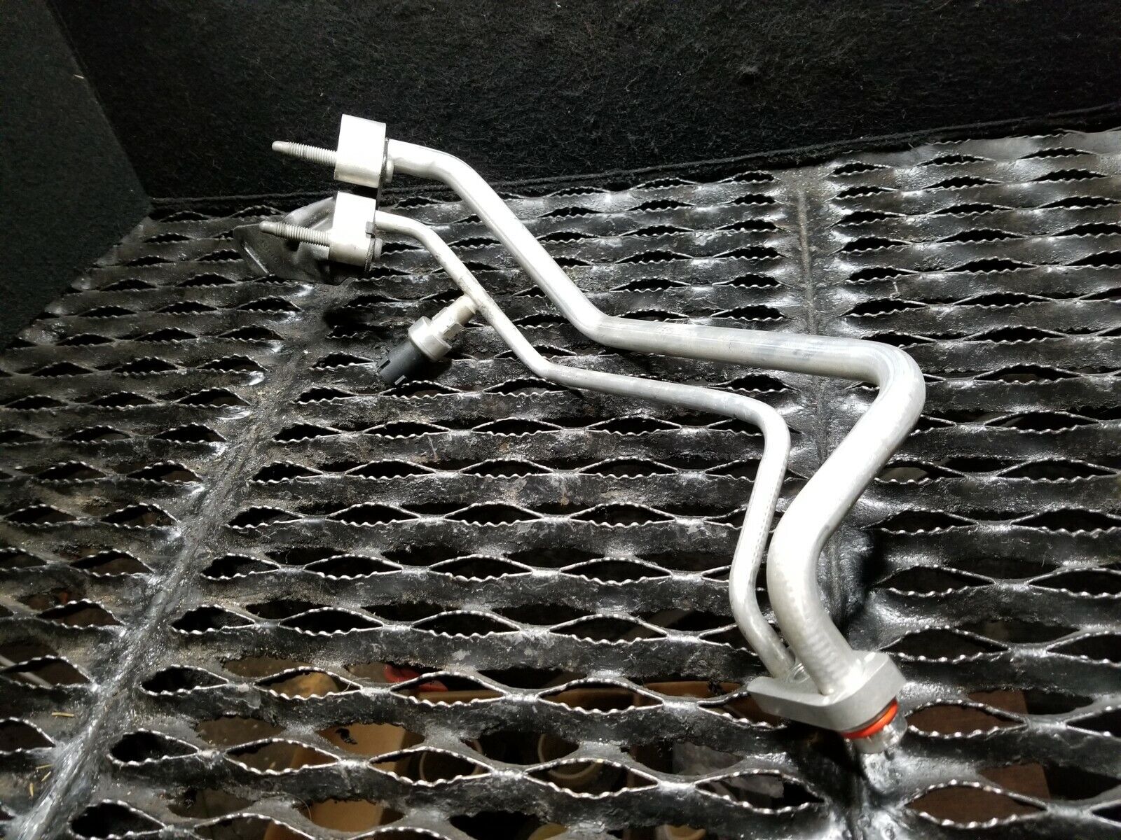 05 06 07 Dodge Magnum AC Hose Pipe Line - OEM Replacement Part - Perfect for Car AC System Repair & Maintenance