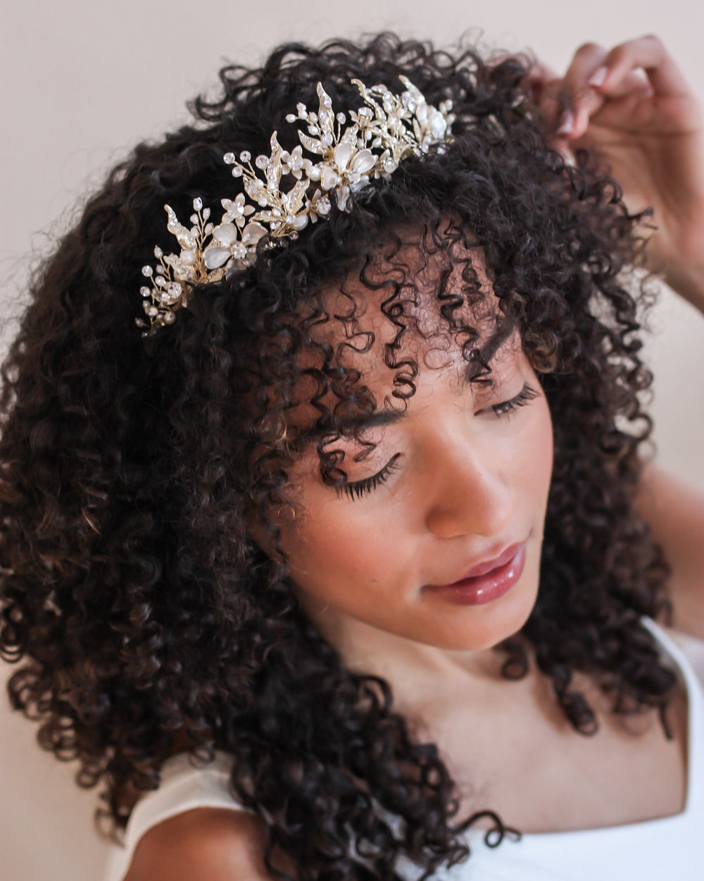 Ava Floral Bridal Tiara - Elegant Wedding Headpiece for Bride, Bridesmaids & Flower Girls | Perfect for Weddings, Prom & Special Occasions