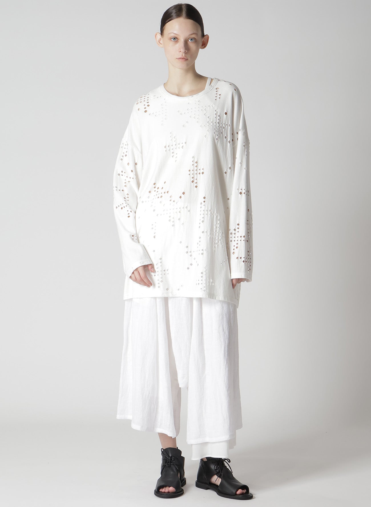 Soft Cotton Jersey Long Sleeve T-Shirt with Unique Hole Design - Oversized Fit for Women - Perfect for Casual Wear, Layering & Street Style Fashion
