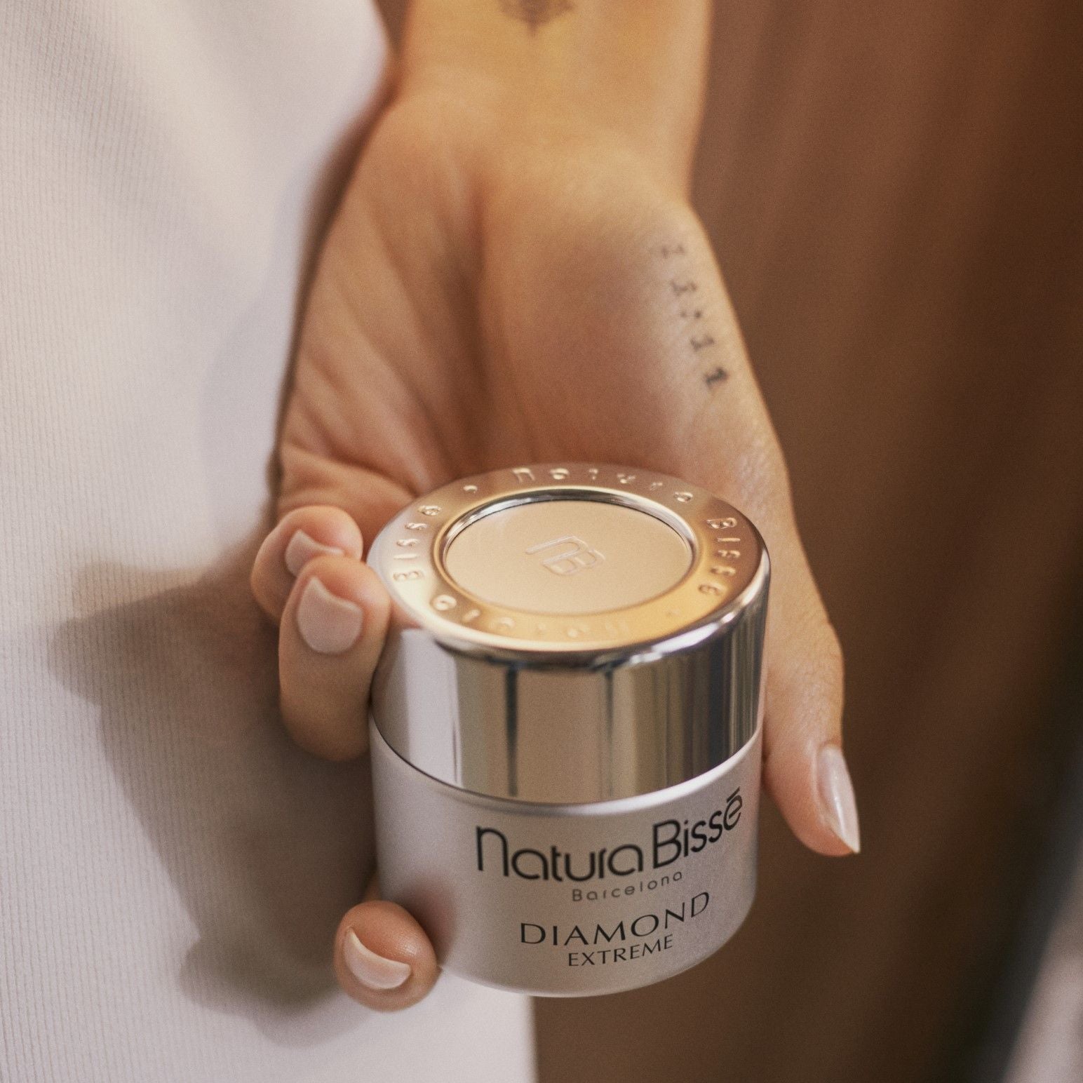 Diamond Extreme Cream - Premium Anti-Aging Face Moisturizer for Women & Men | Hydrating & Wrinkle-Reducing Skincare | Day & Night Use for Glowing Skin